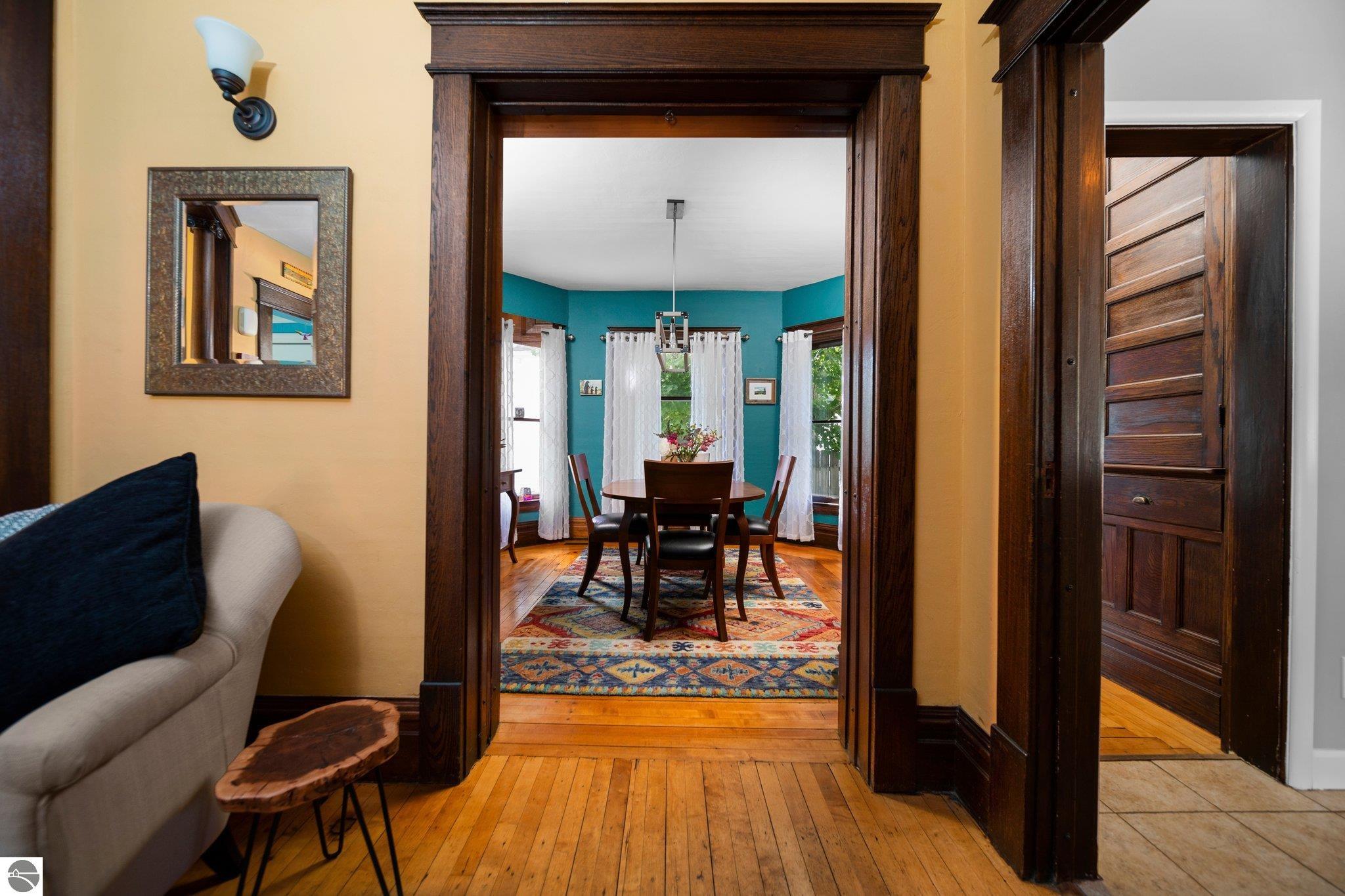 310 W Twelfth Street