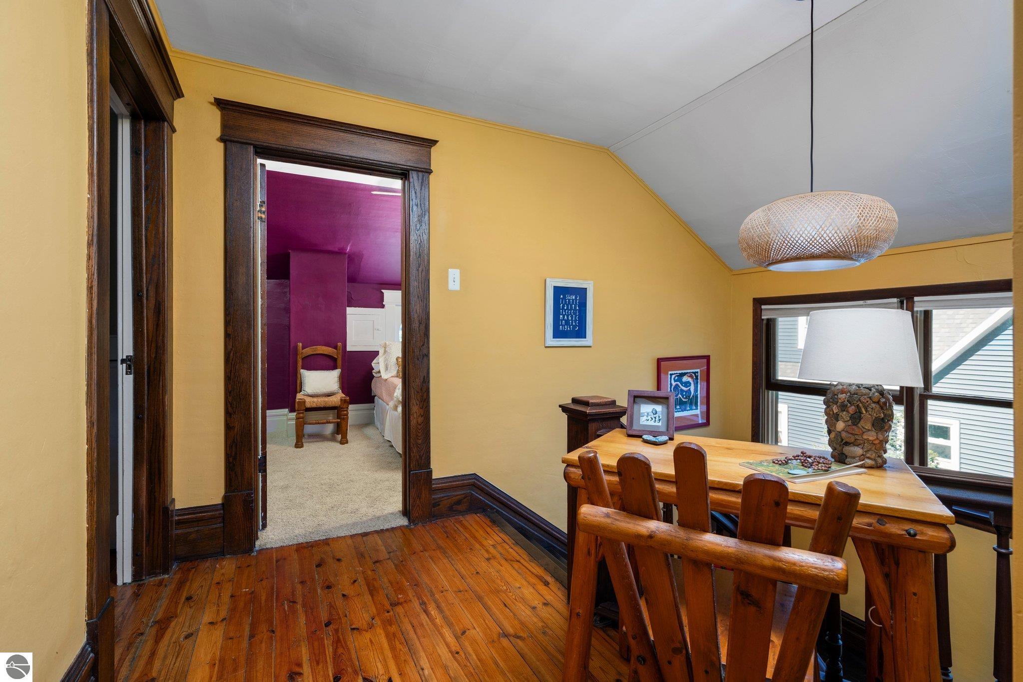 310 W Twelfth Street