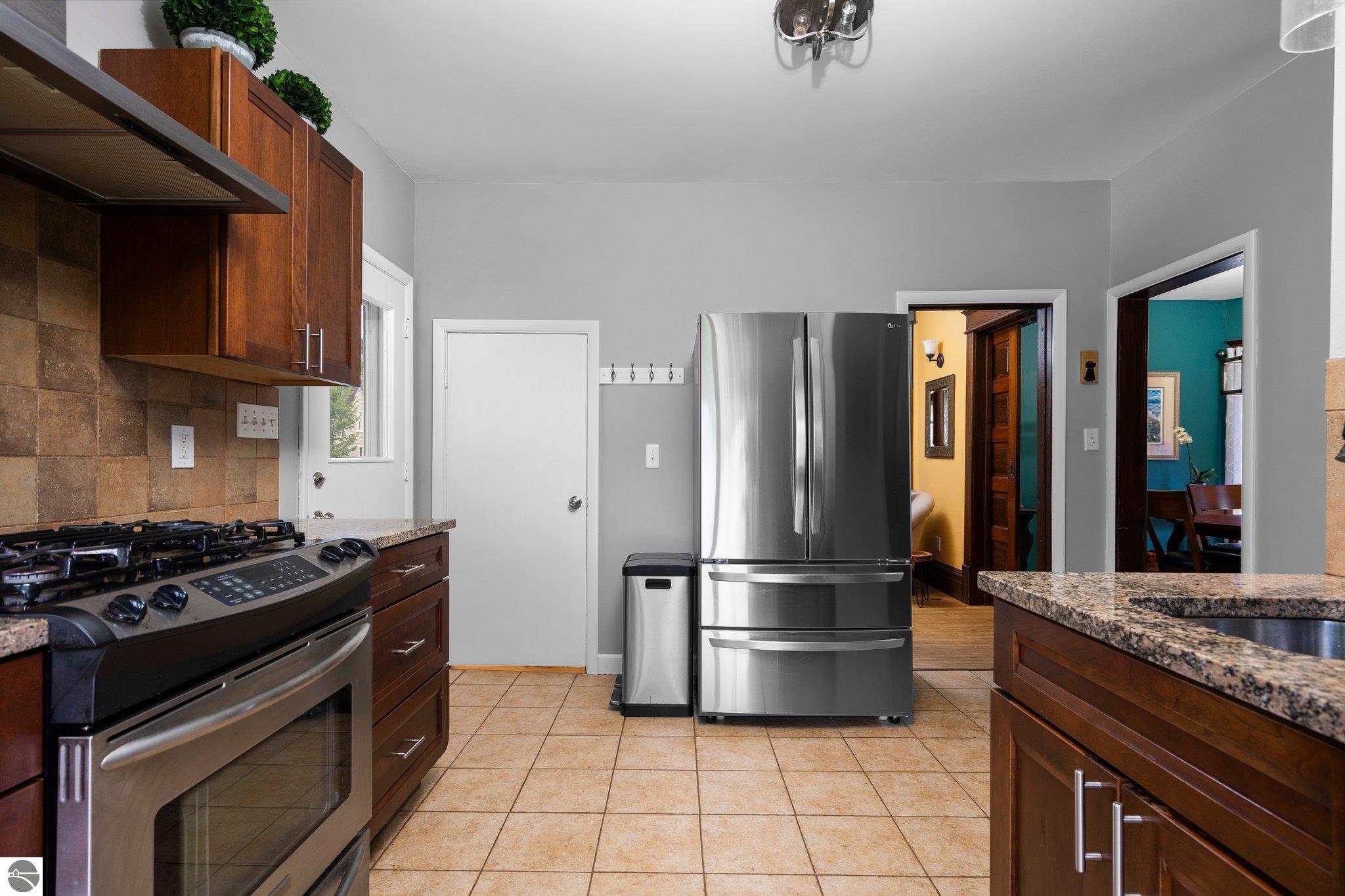 310 W Twelfth Street