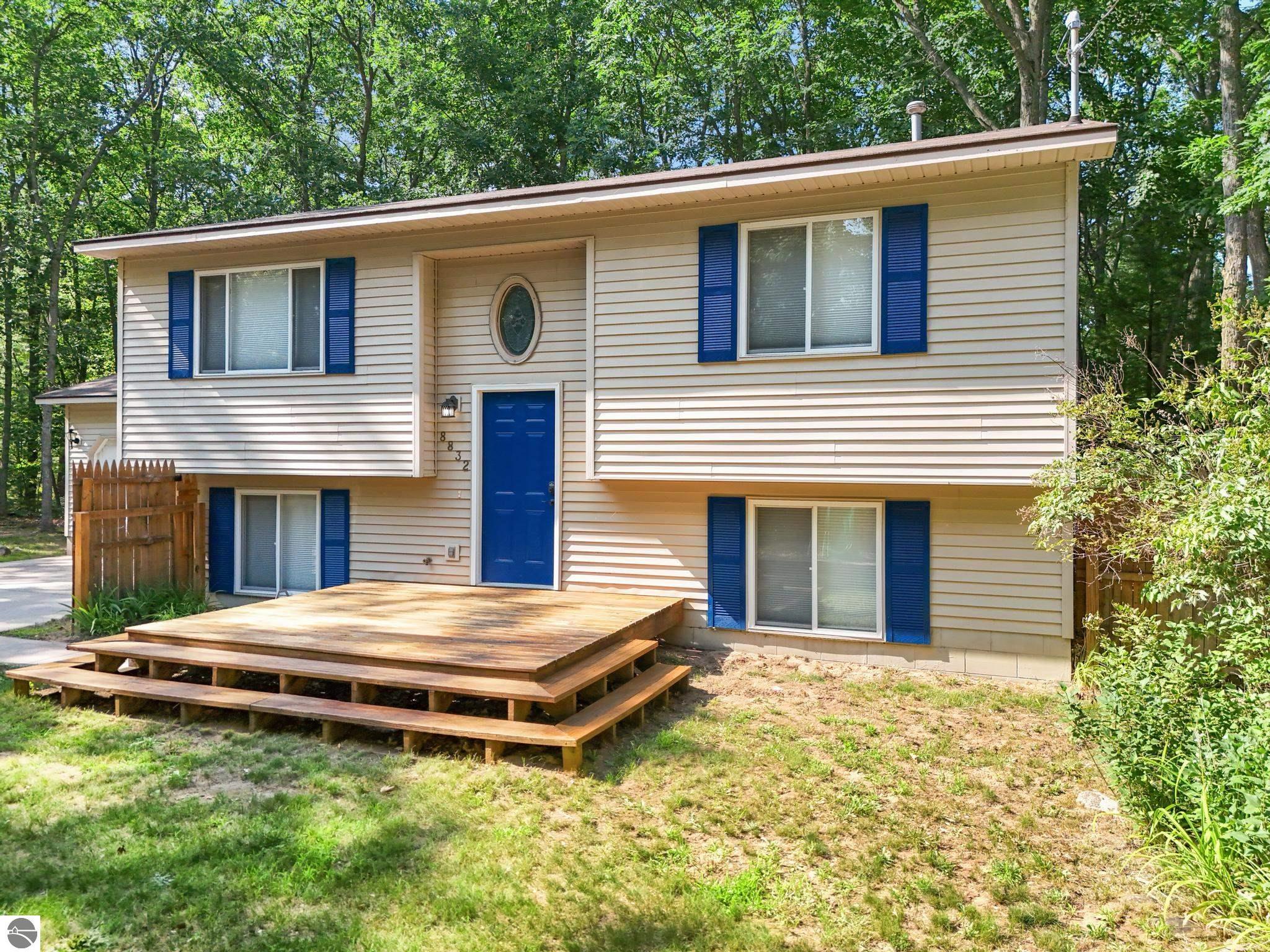 8832 South Road