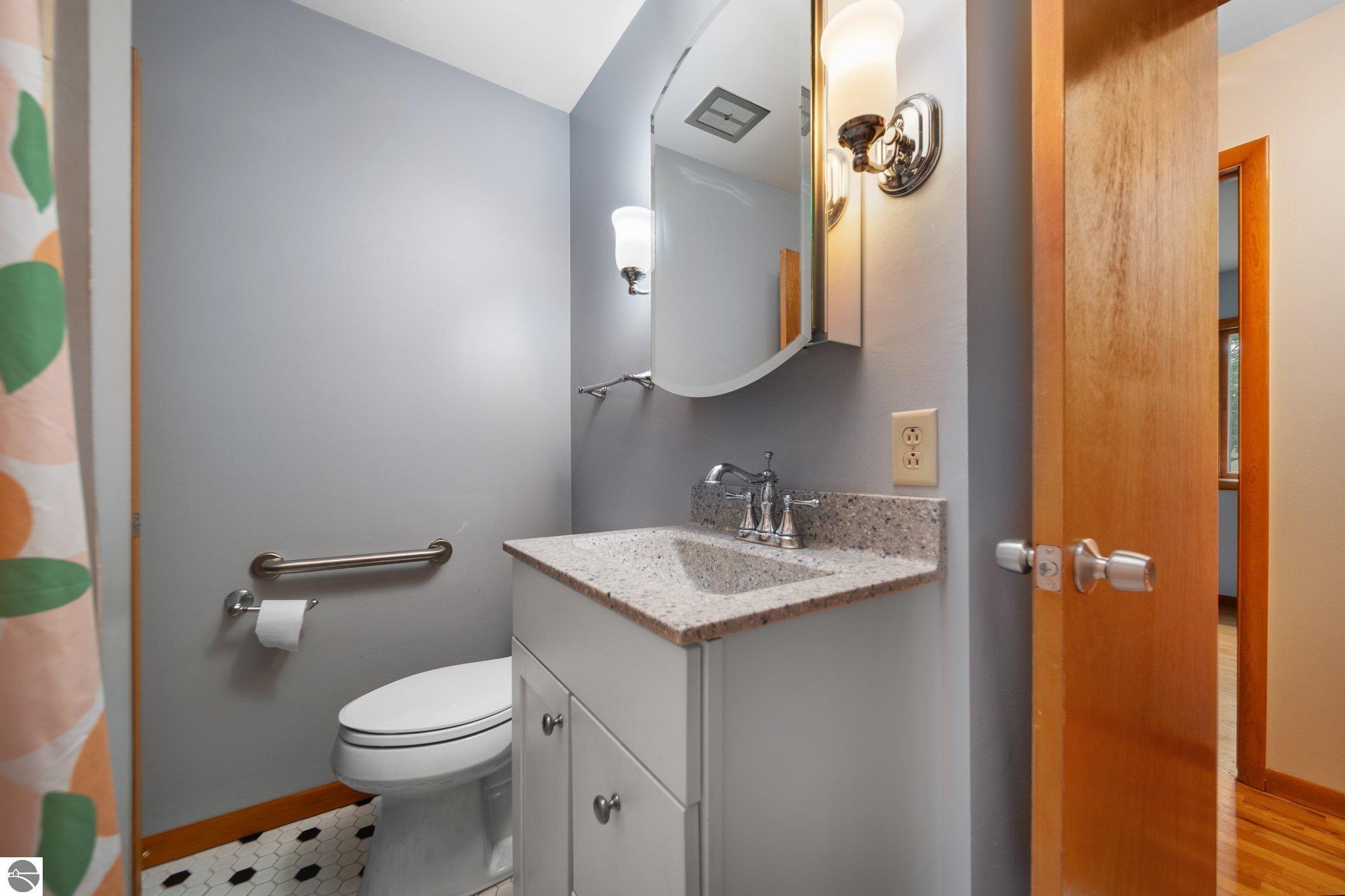 1221 Arbutus Court