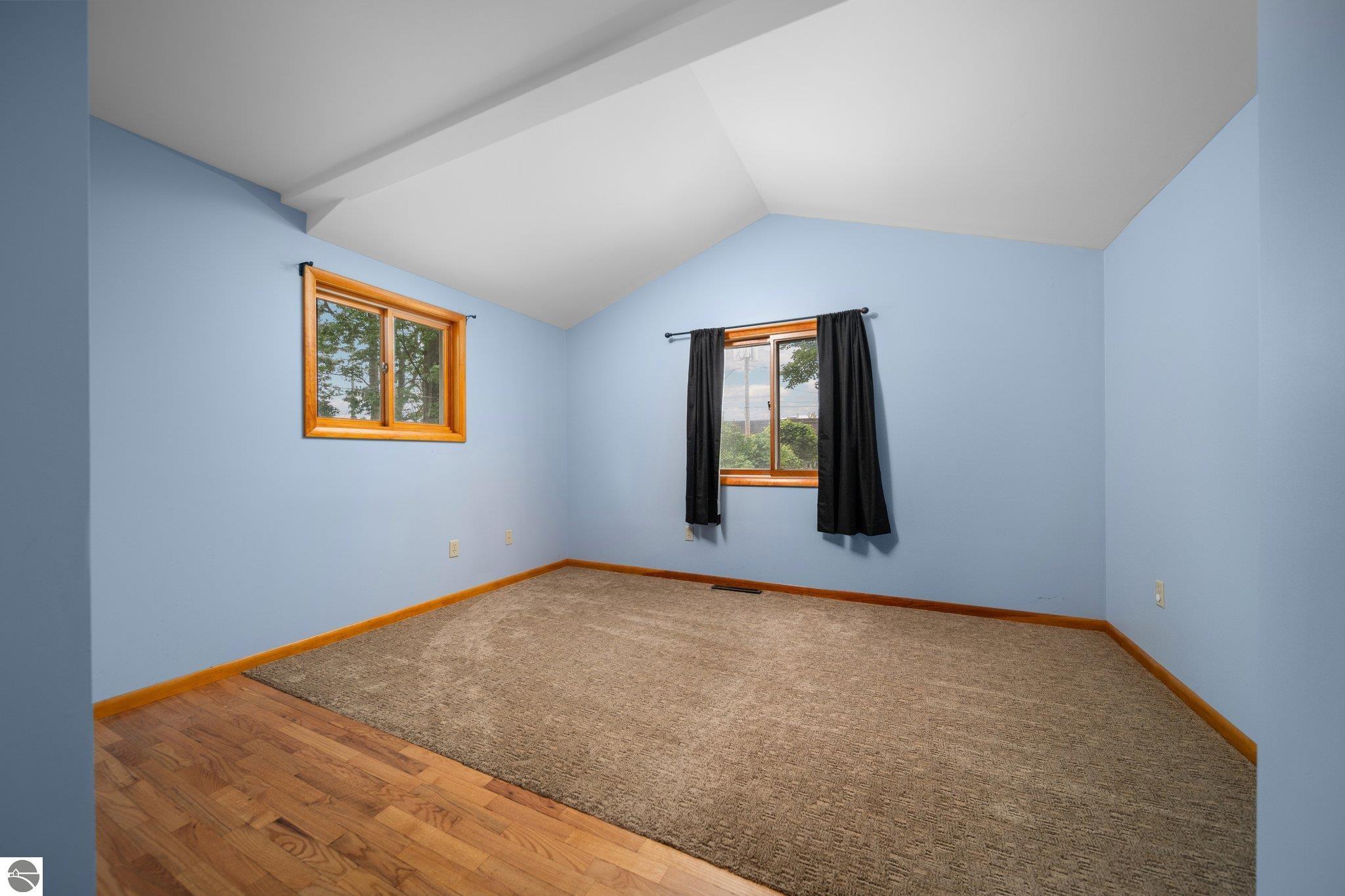 1221 Arbutus Court