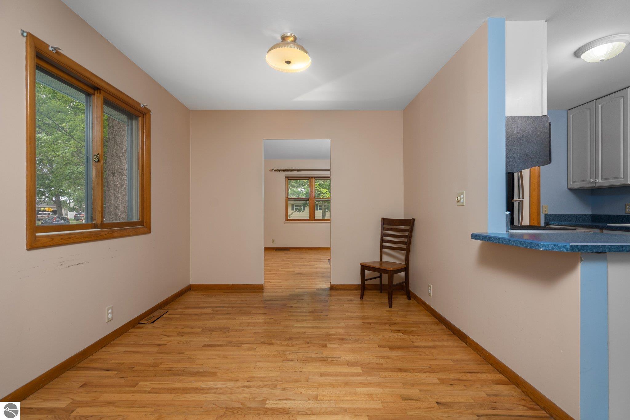 1221 Arbutus Court
