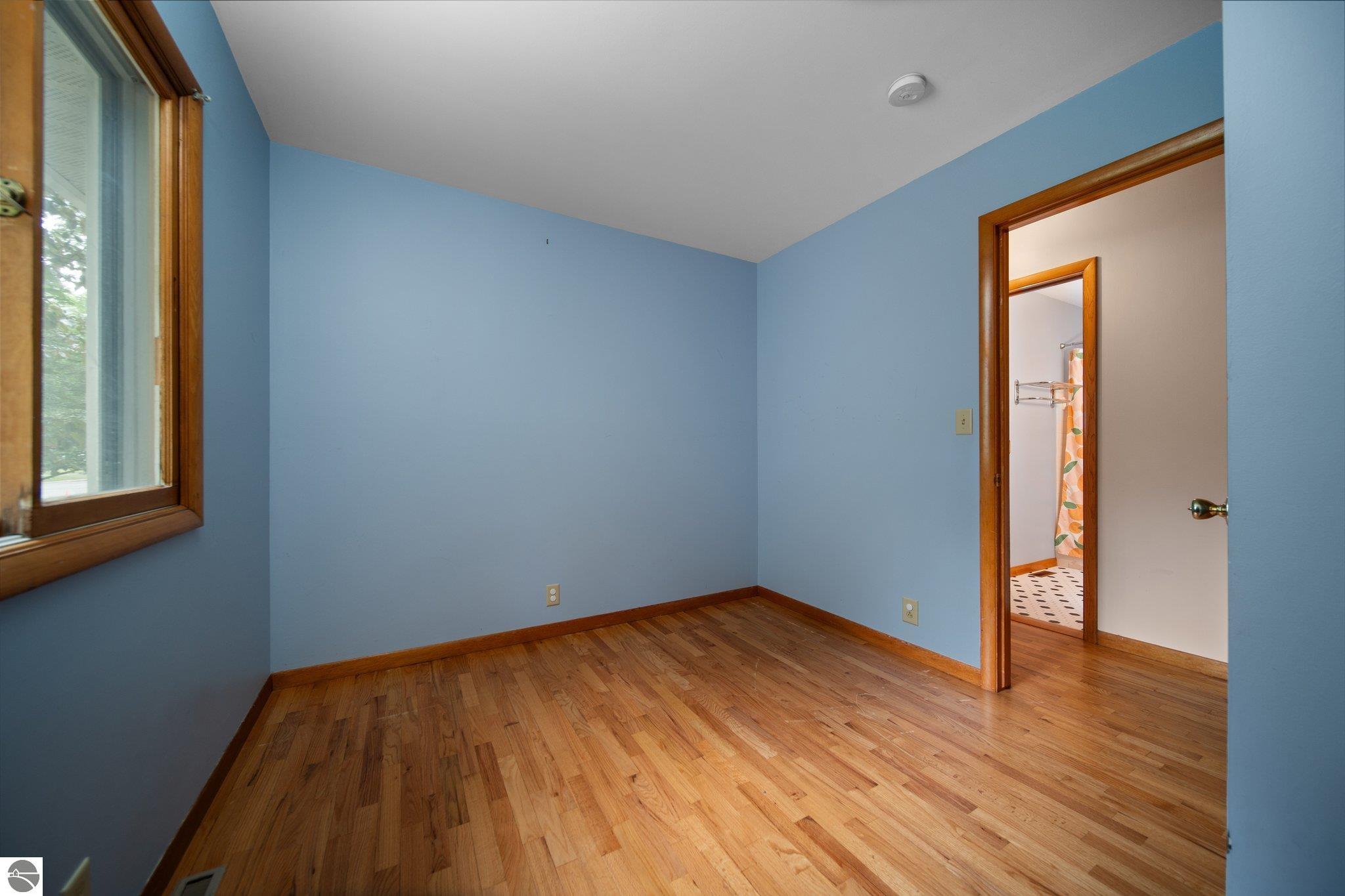 1221 Arbutus Court