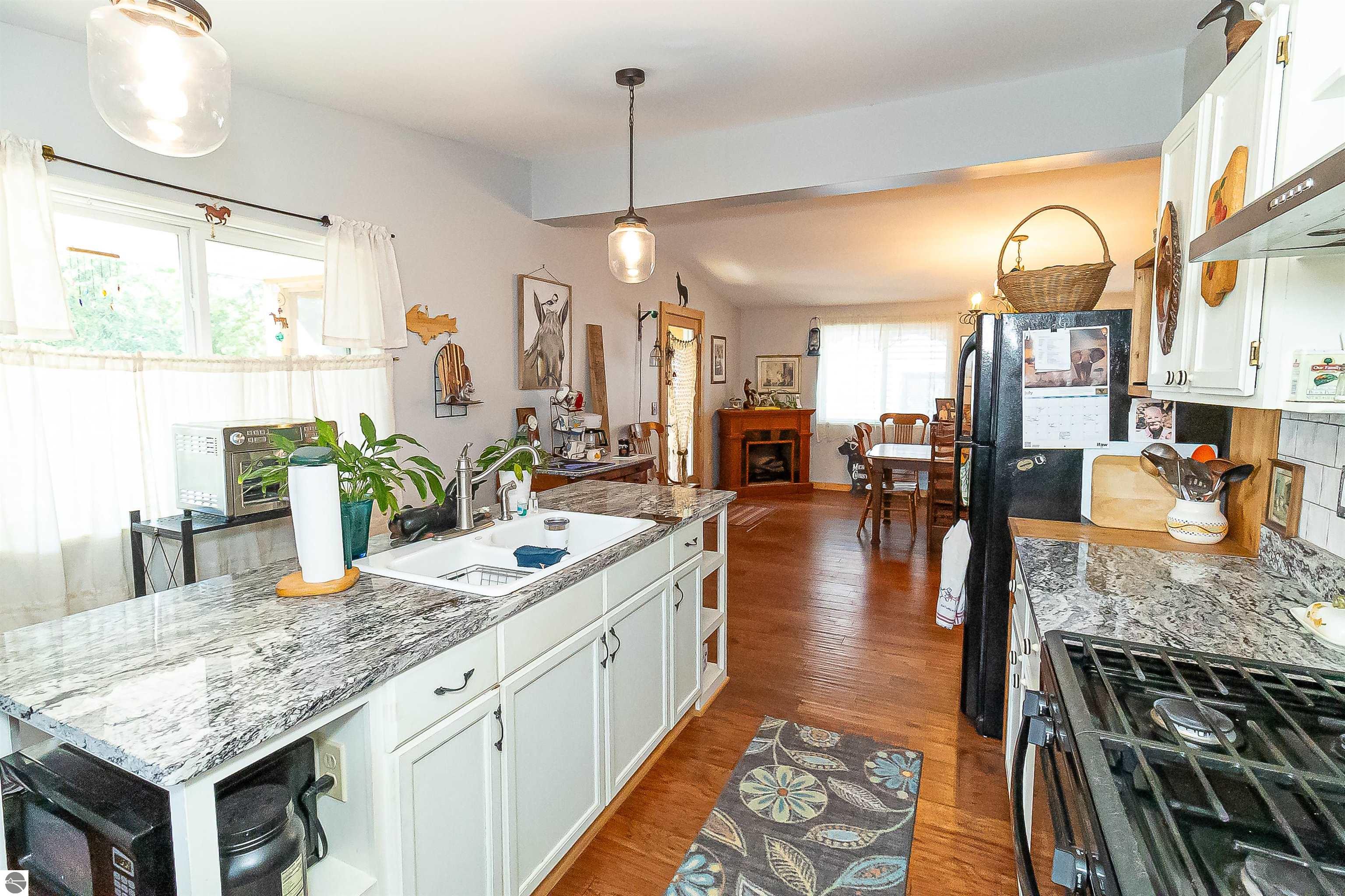 131 S Benzie Boulevard