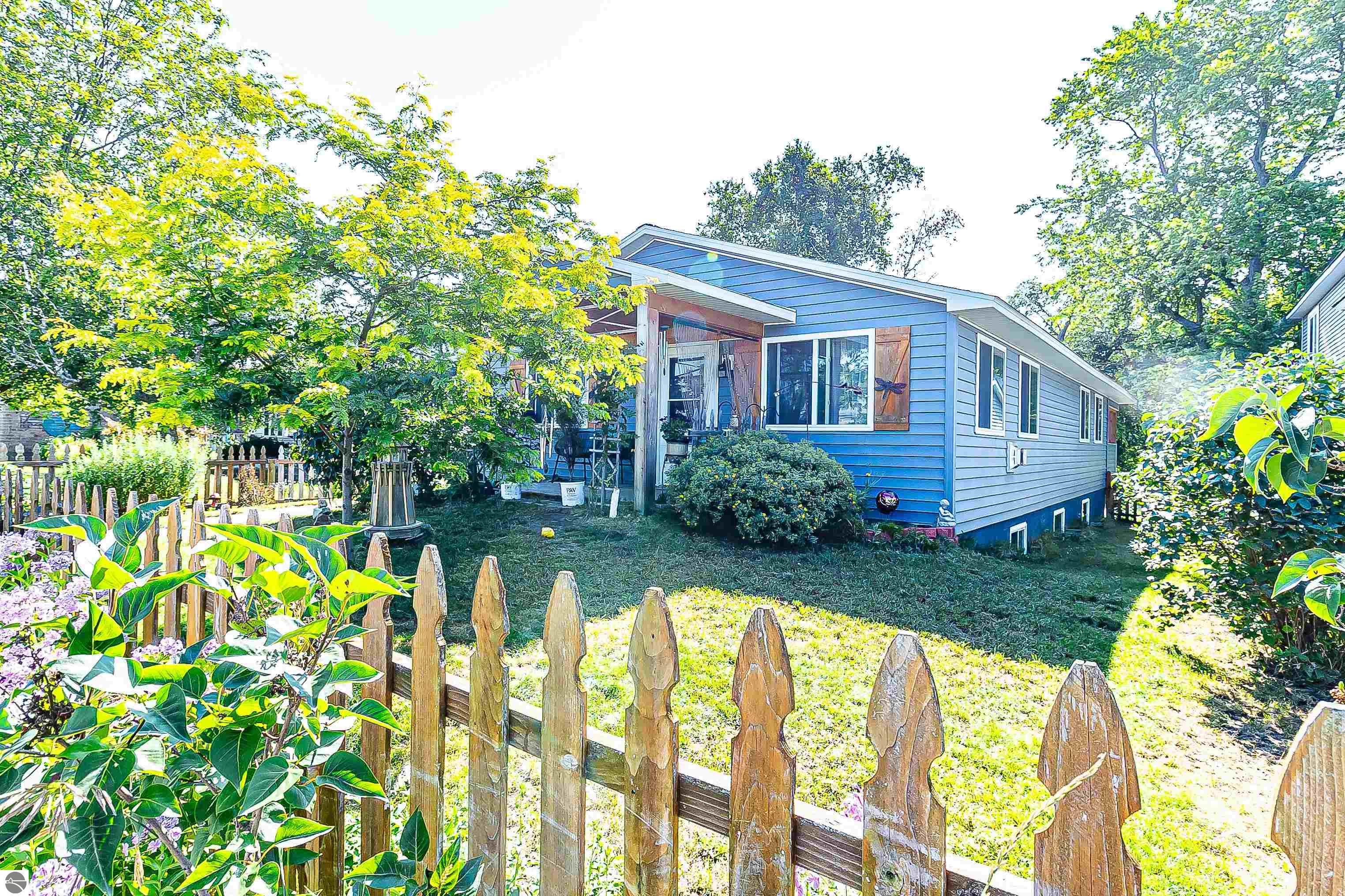 131 S Benzie Boulevard