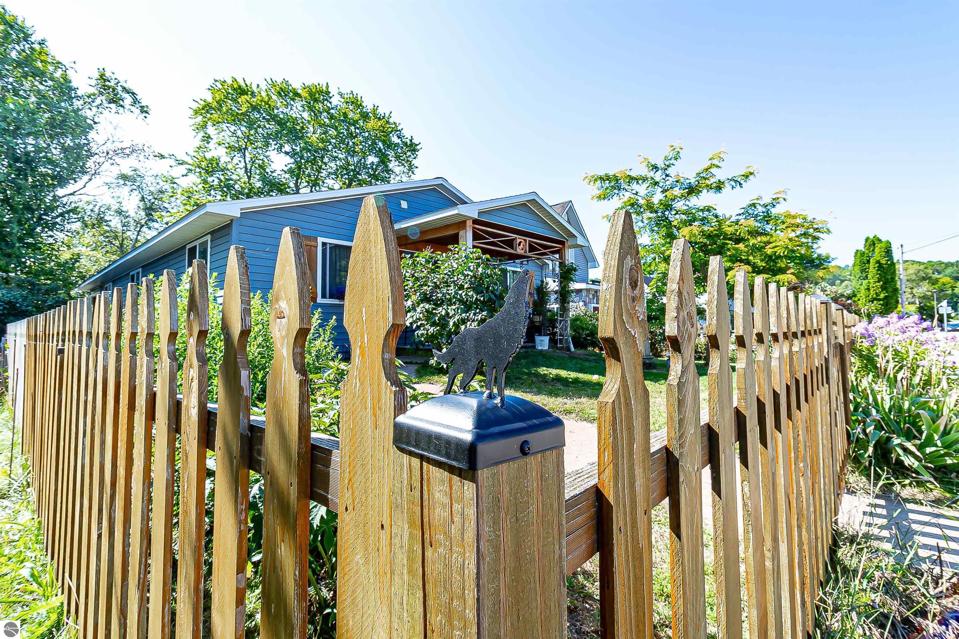 131 S Benzie Boulevard