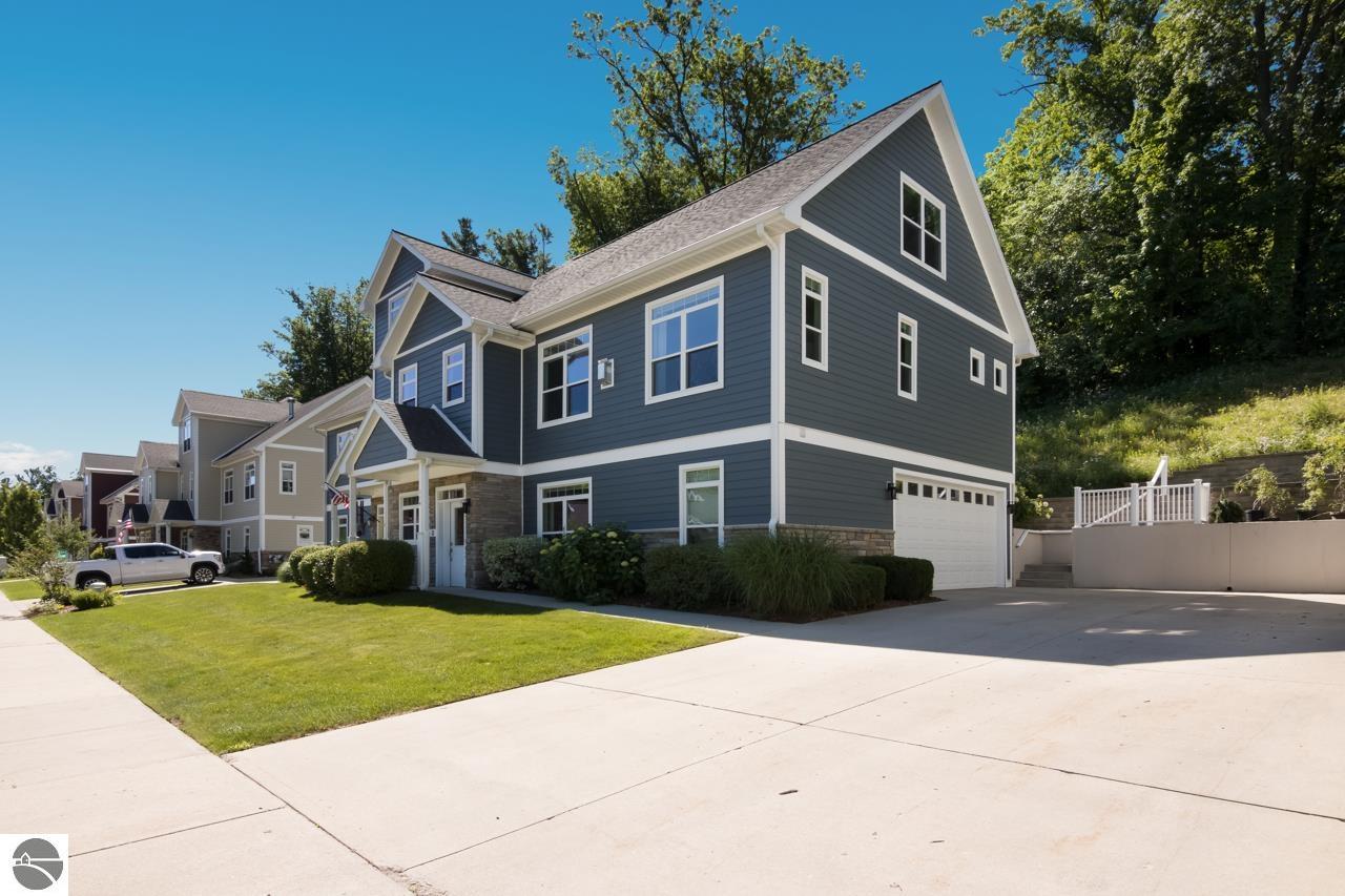114 Fairway Hills Drive