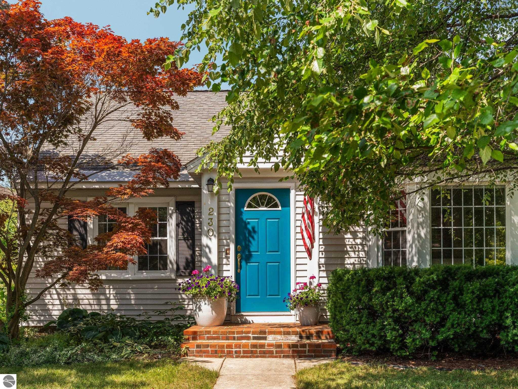 230 S Elmwood Avenue