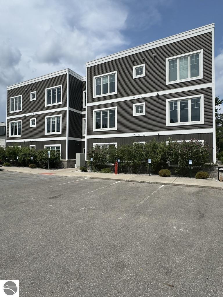 914 E Front Street