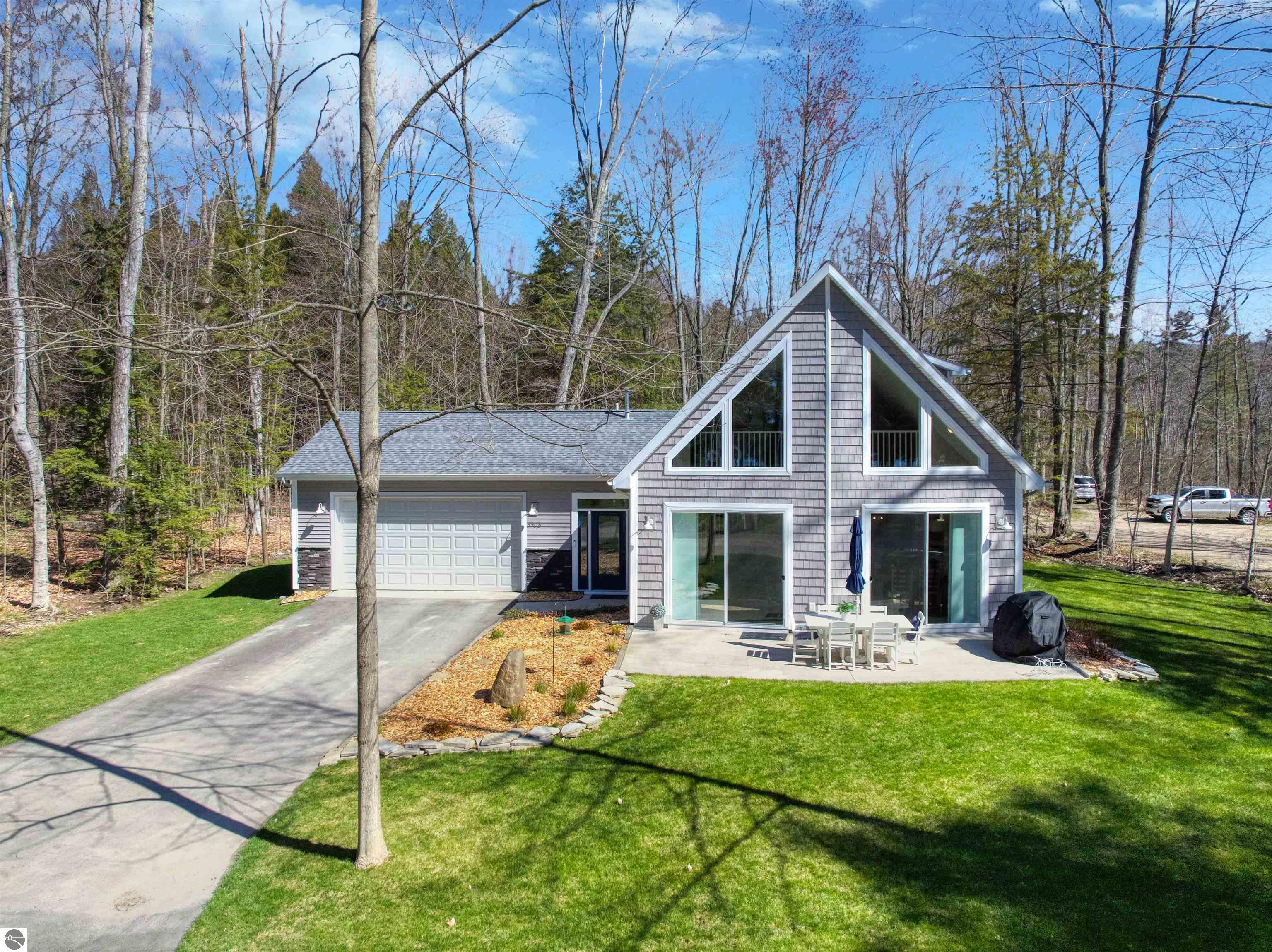8508 Strawberry Point Road