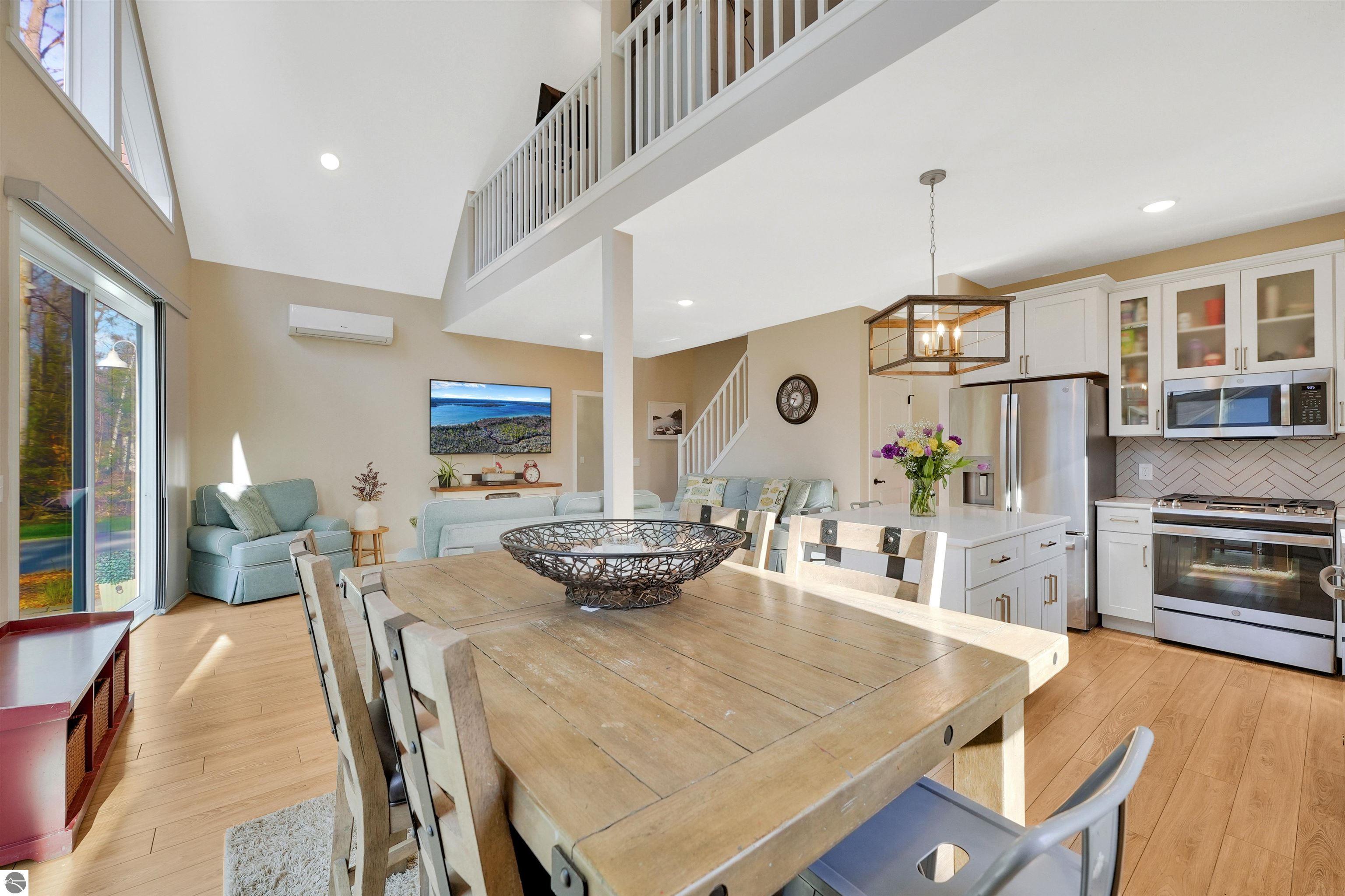 8508 Strawberry Point Road
