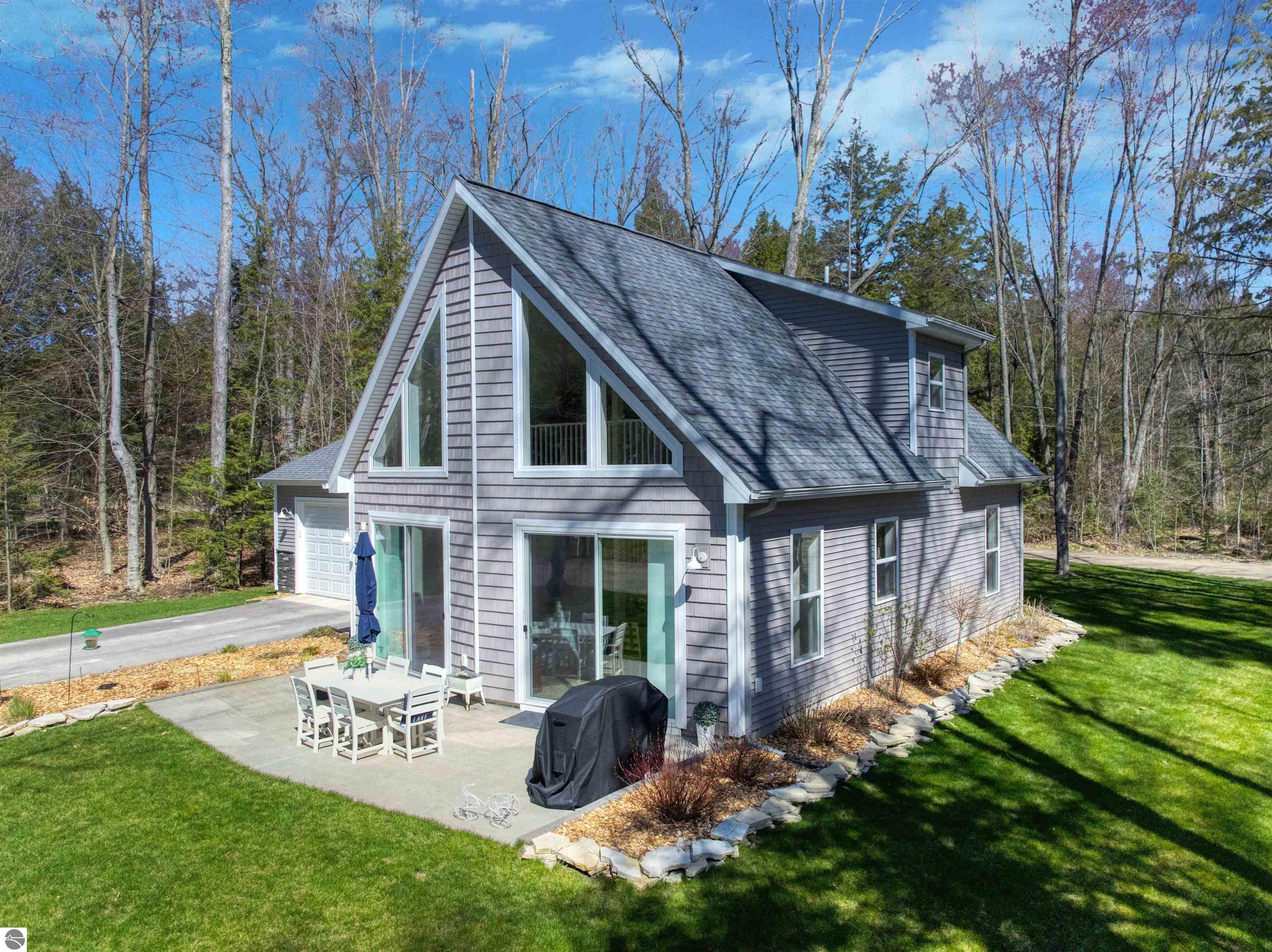 8508 Strawberry Point Road