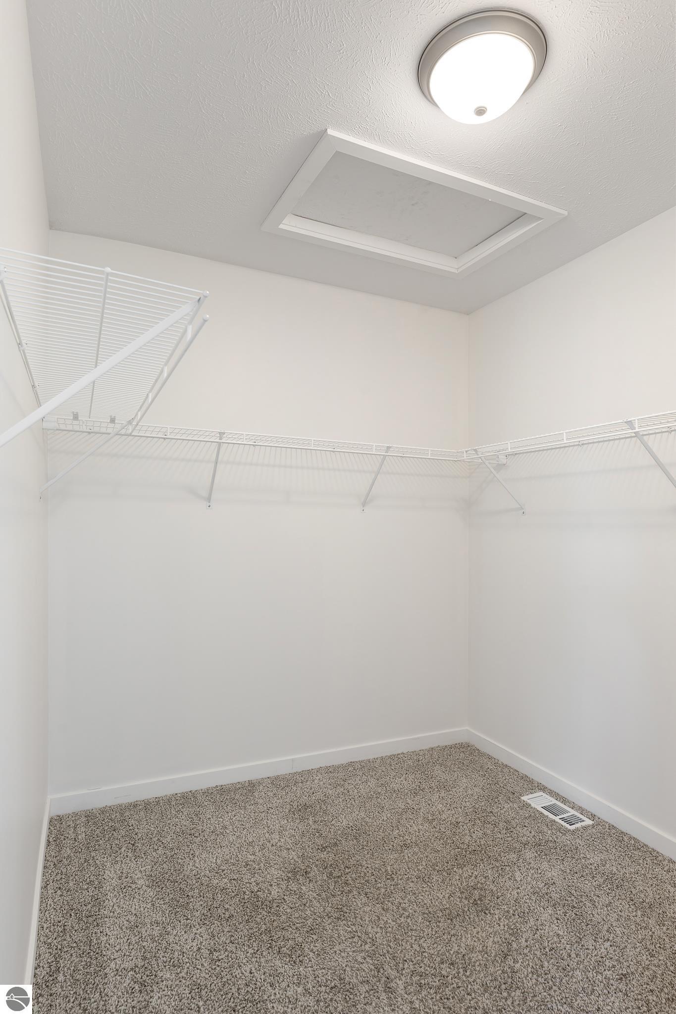 4965 Meadowlark Lane