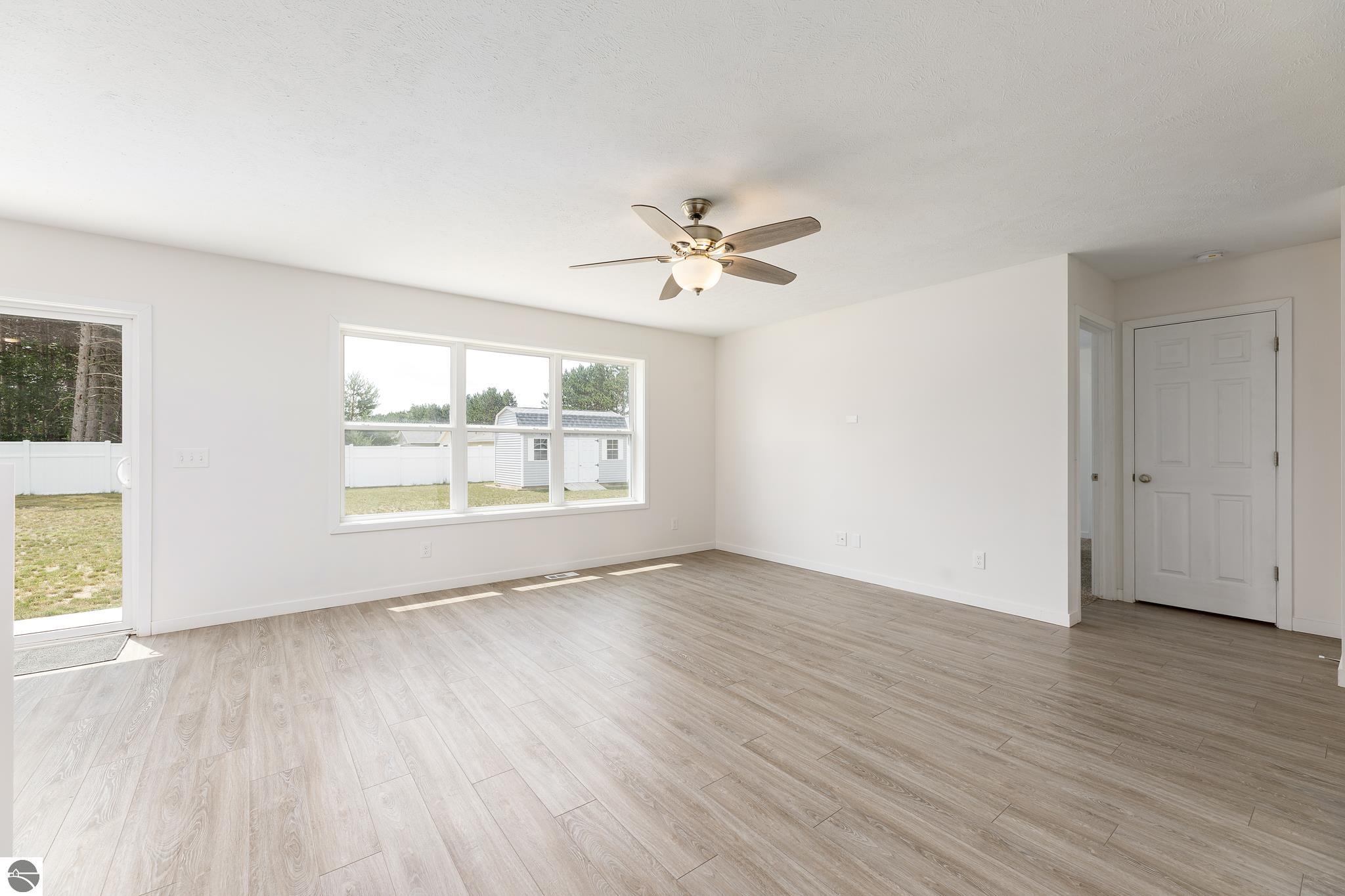 4965 Meadowlark Lane