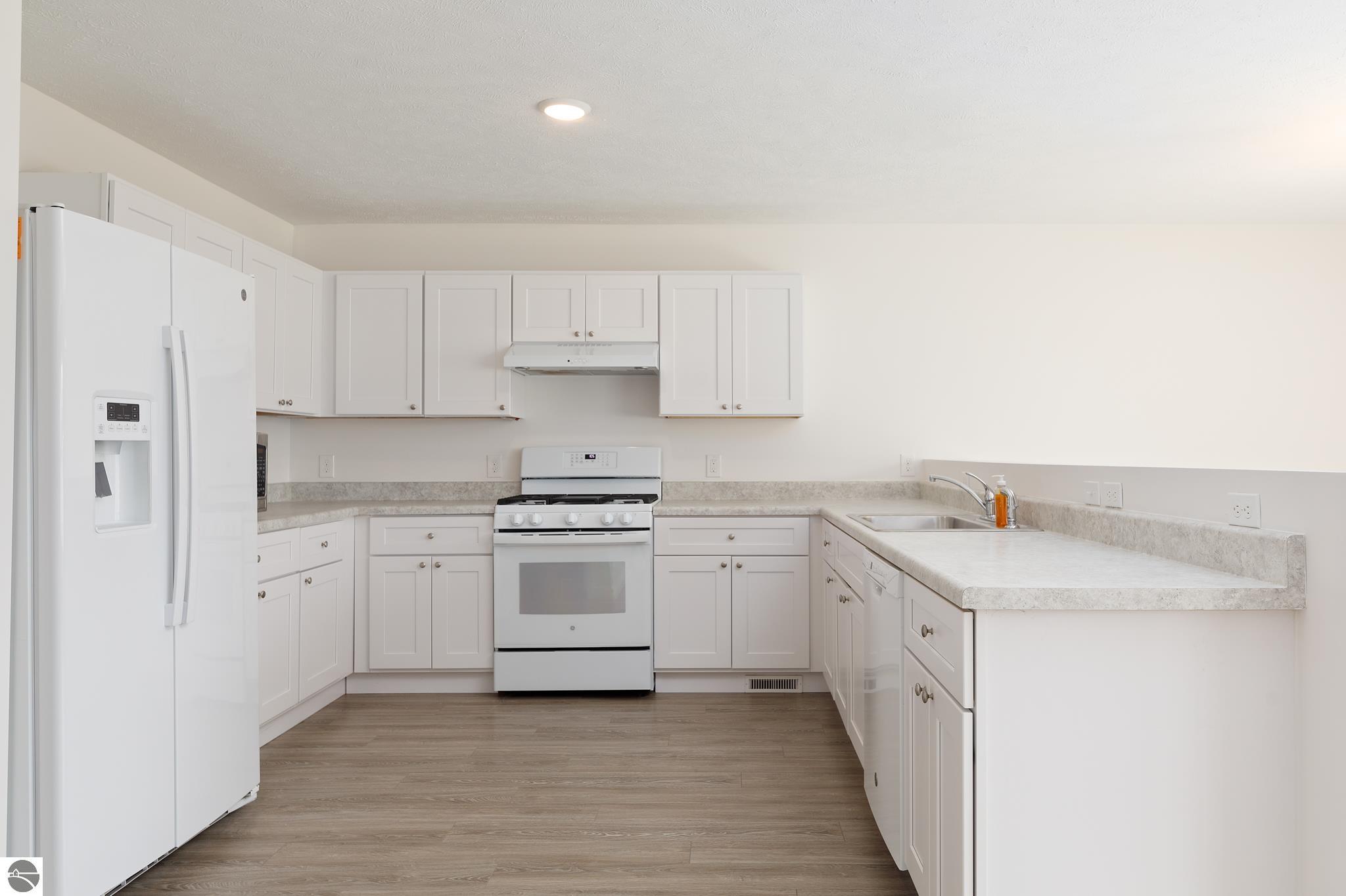 4965 Meadowlark Lane