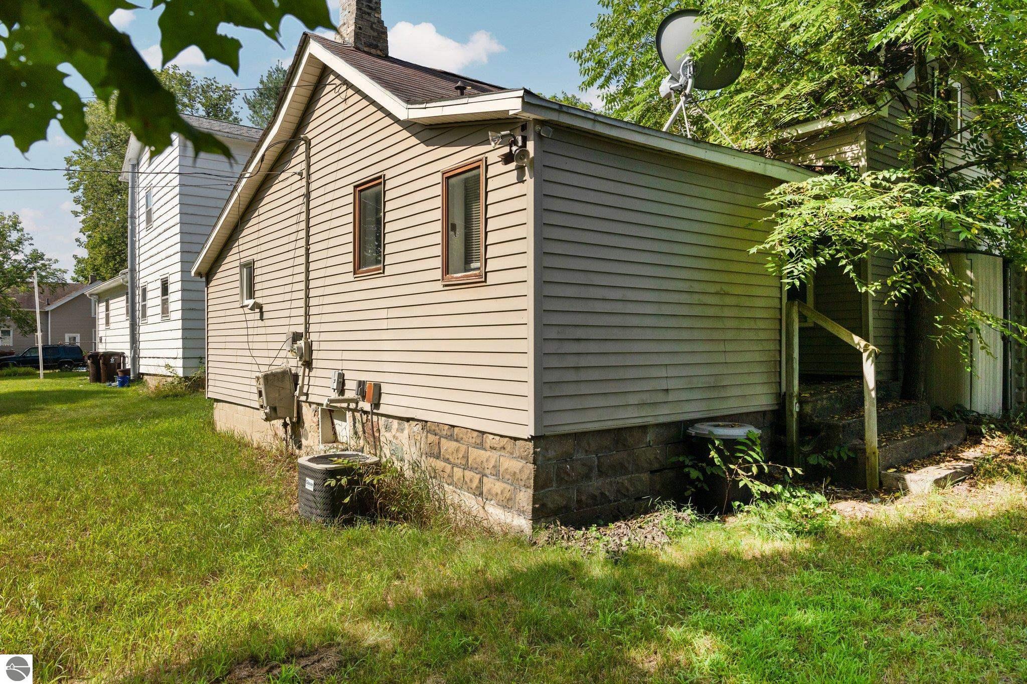 620 Finley Avenue