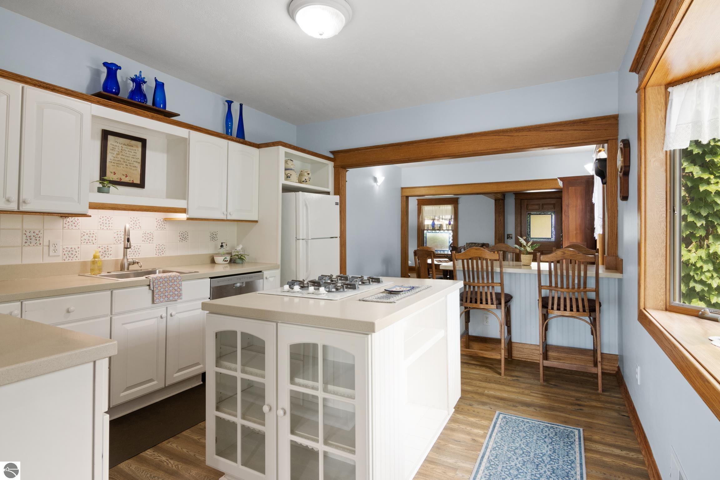 507 W 11th Street