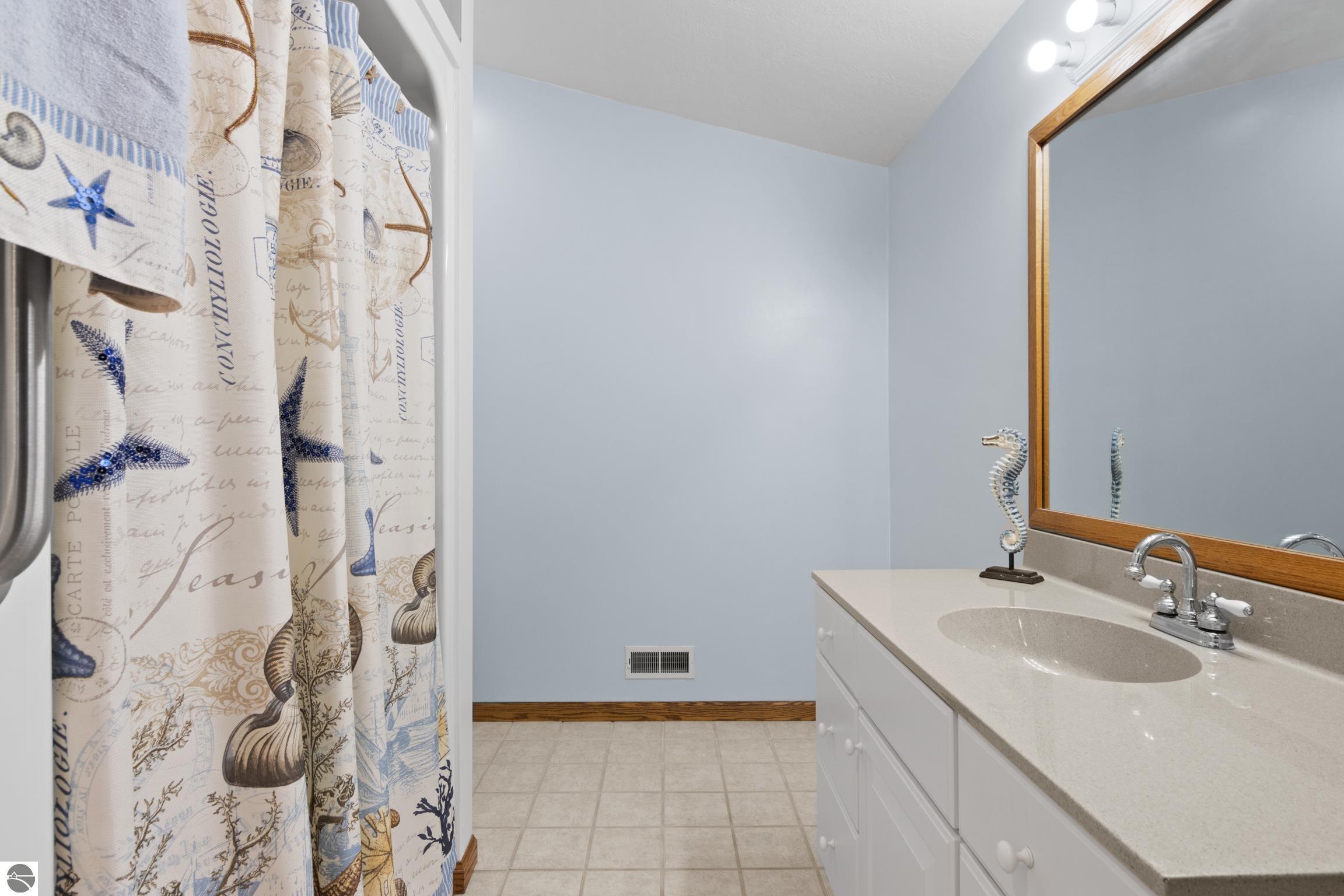 507 W 11th Street