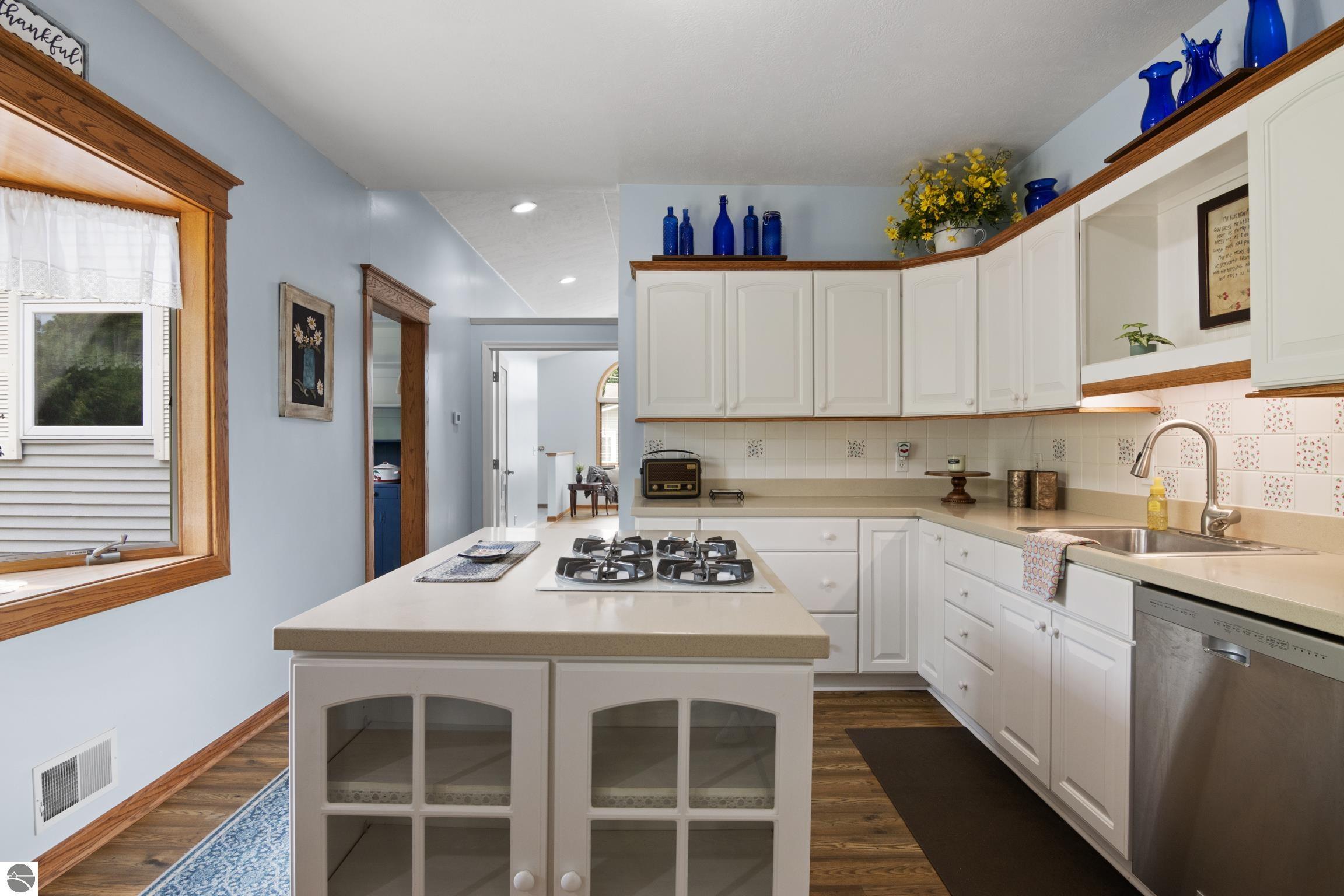 507 W 11th Street