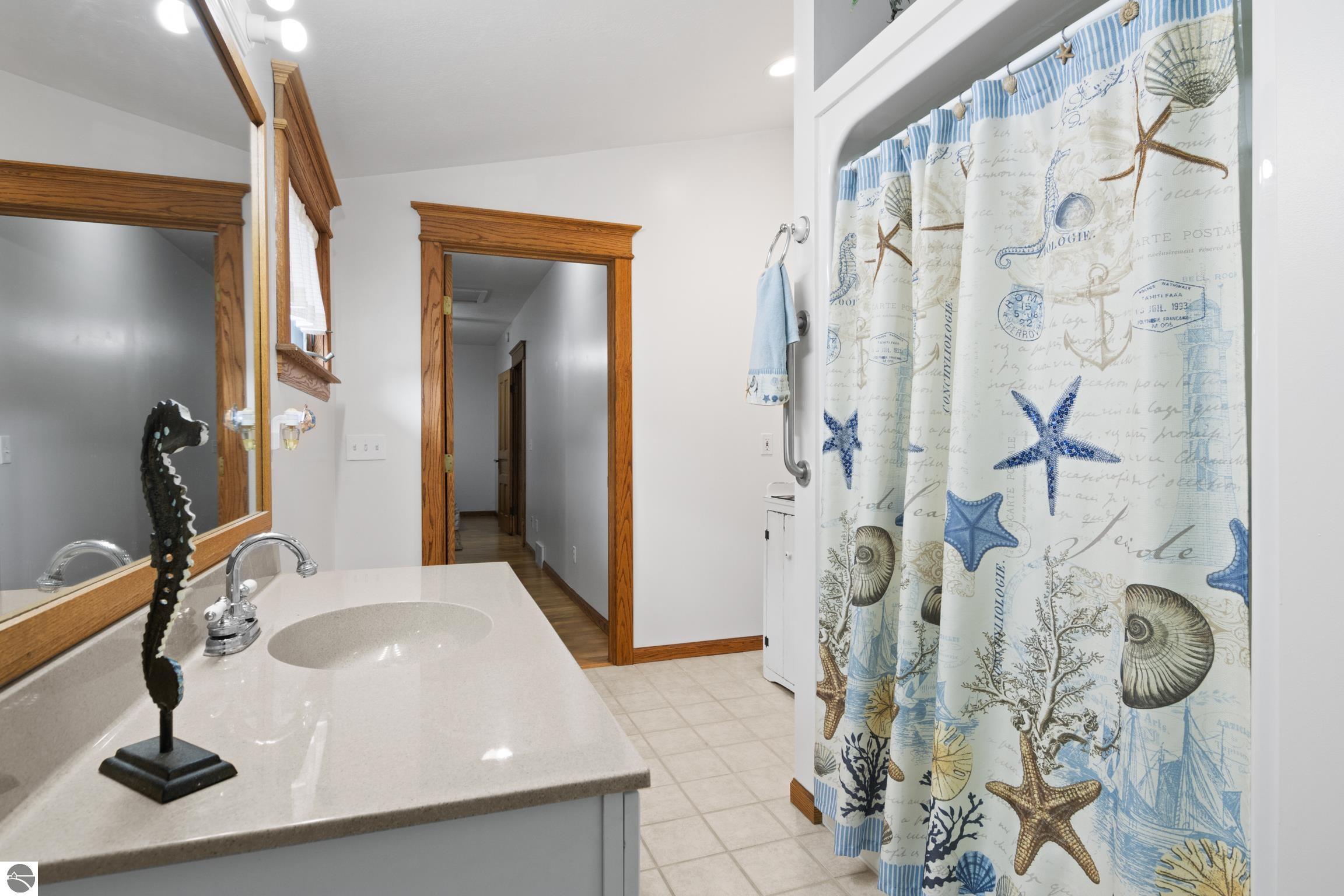 507 W 11th Street