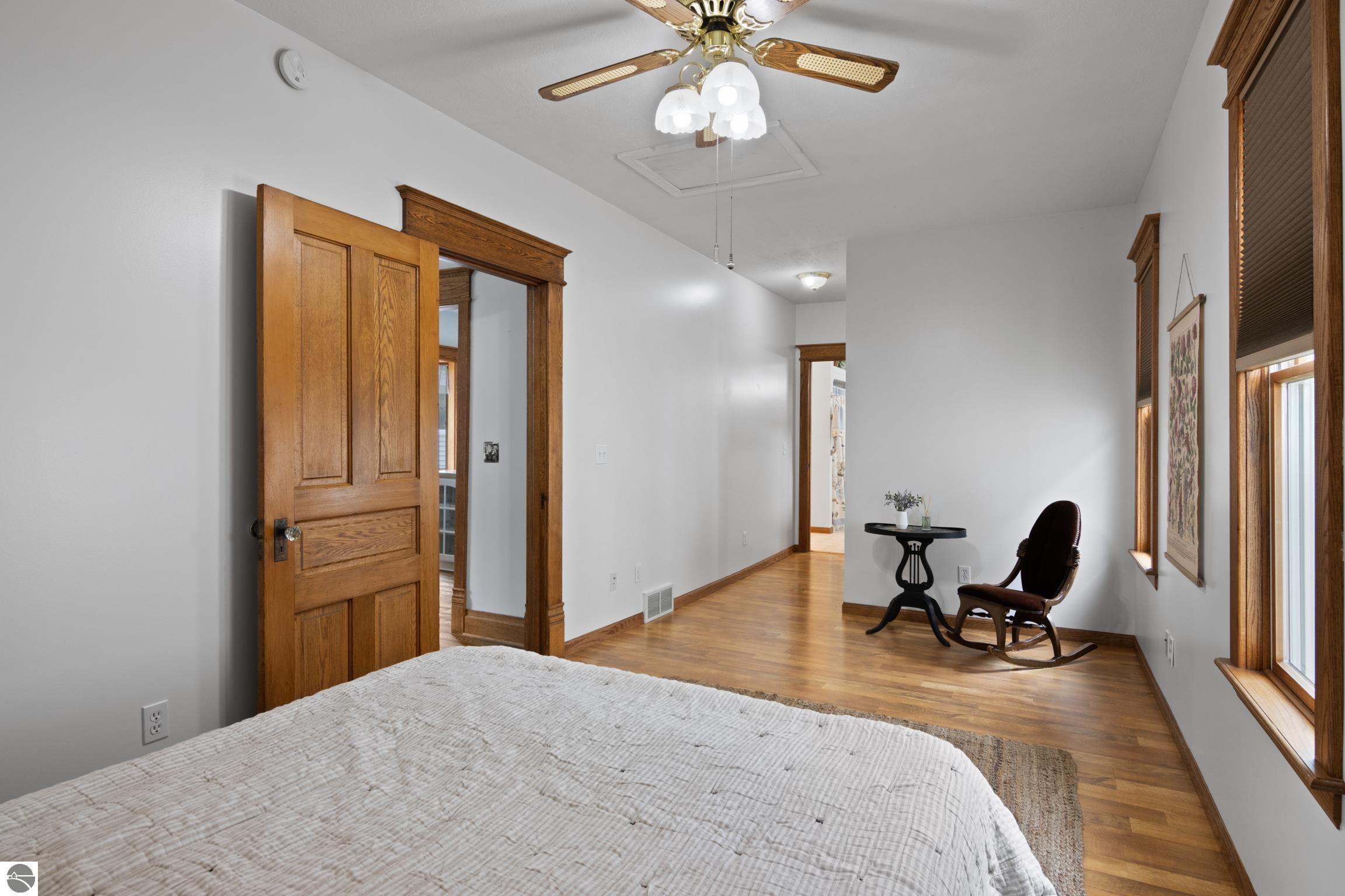 507 W 11th Street