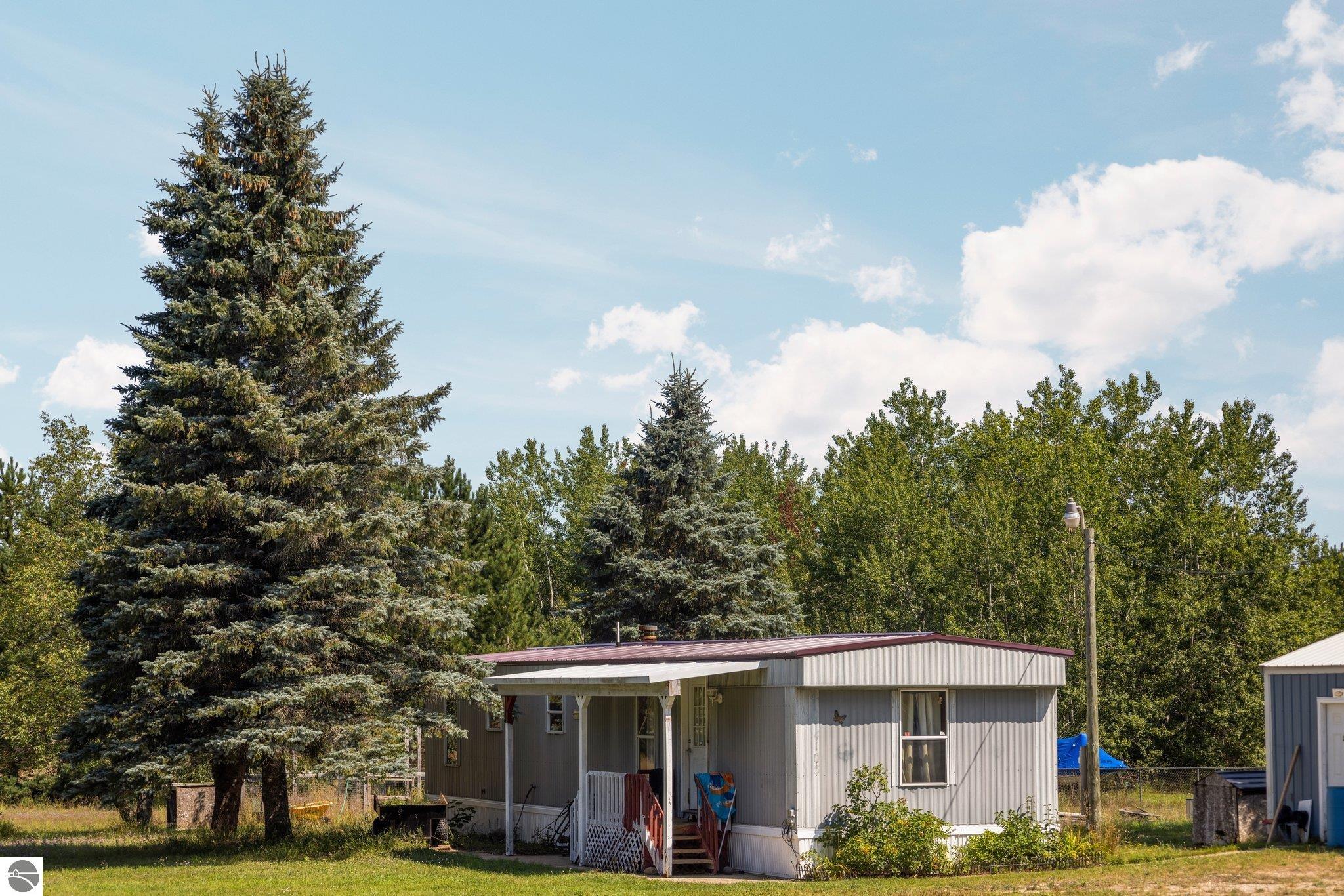 4105 Wetzel Lake Road