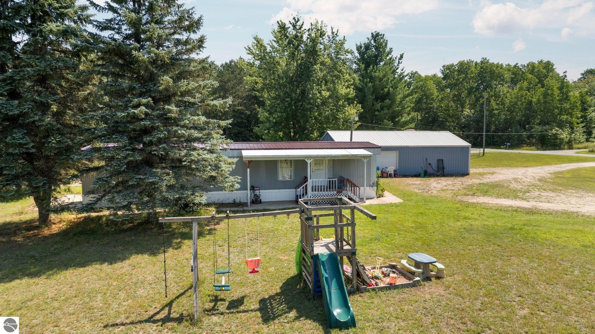 4105 Wetzel Lake Road
