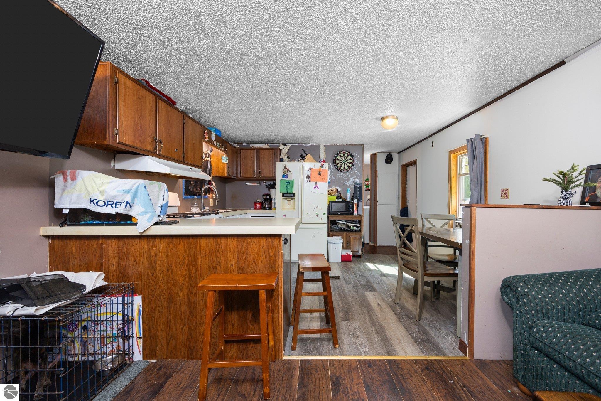 4105 Wetzel Lake Road