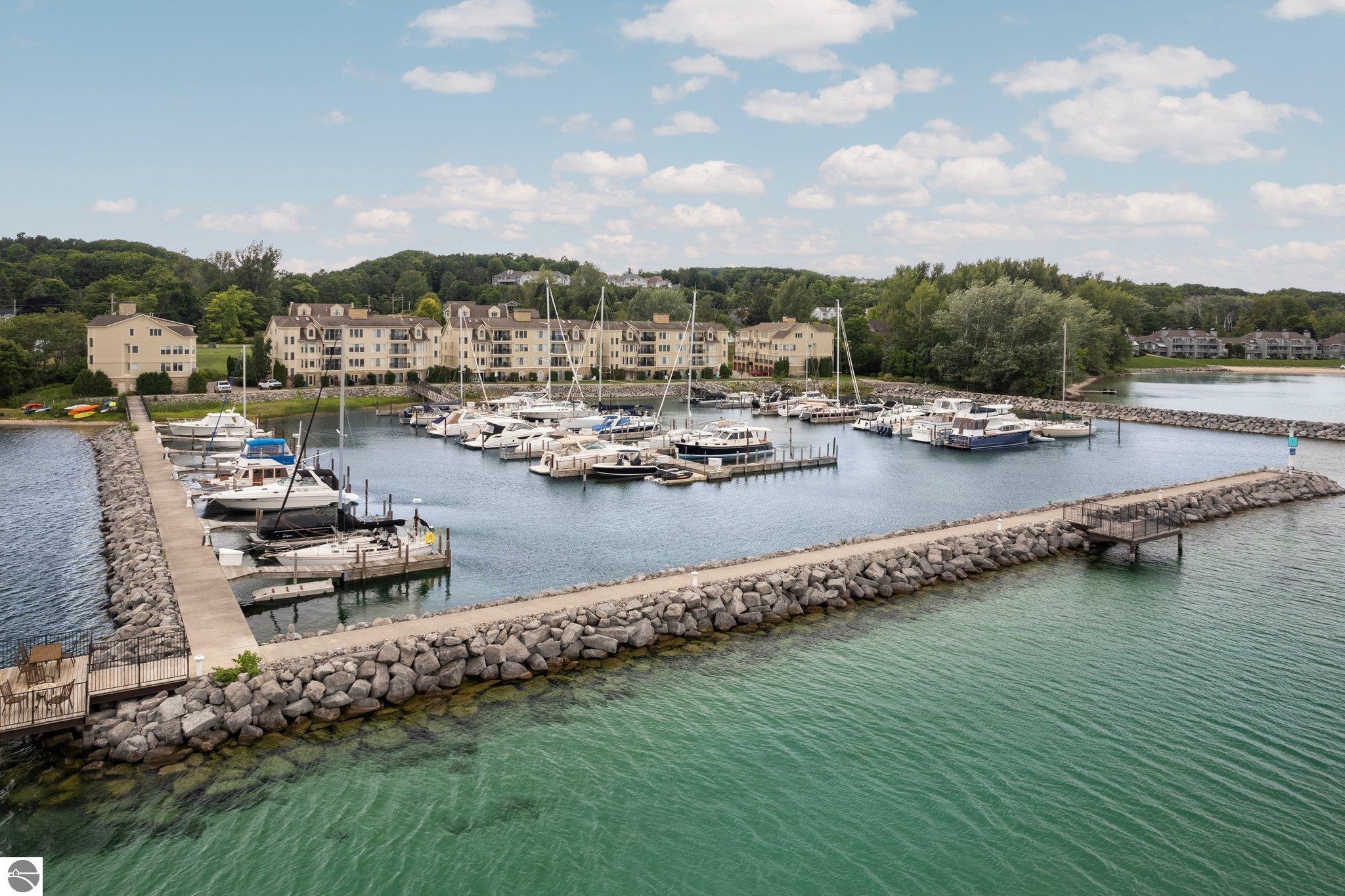 710 N Dockside Circle # 3 Unit: F-3