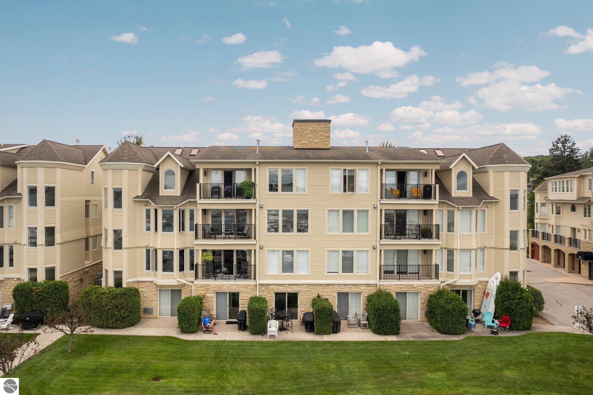 710 N Dockside Circle # 3 Unit: F-3
