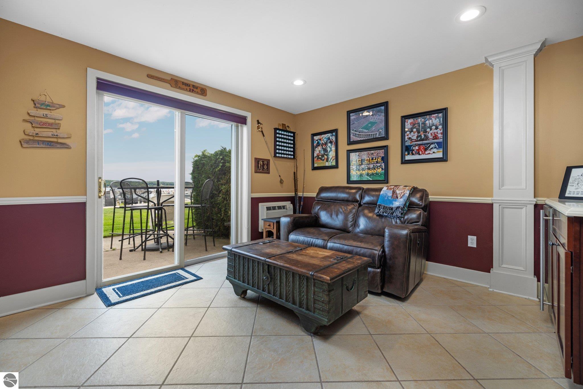 710 N Dockside Circle # 3 Unit: F-3
