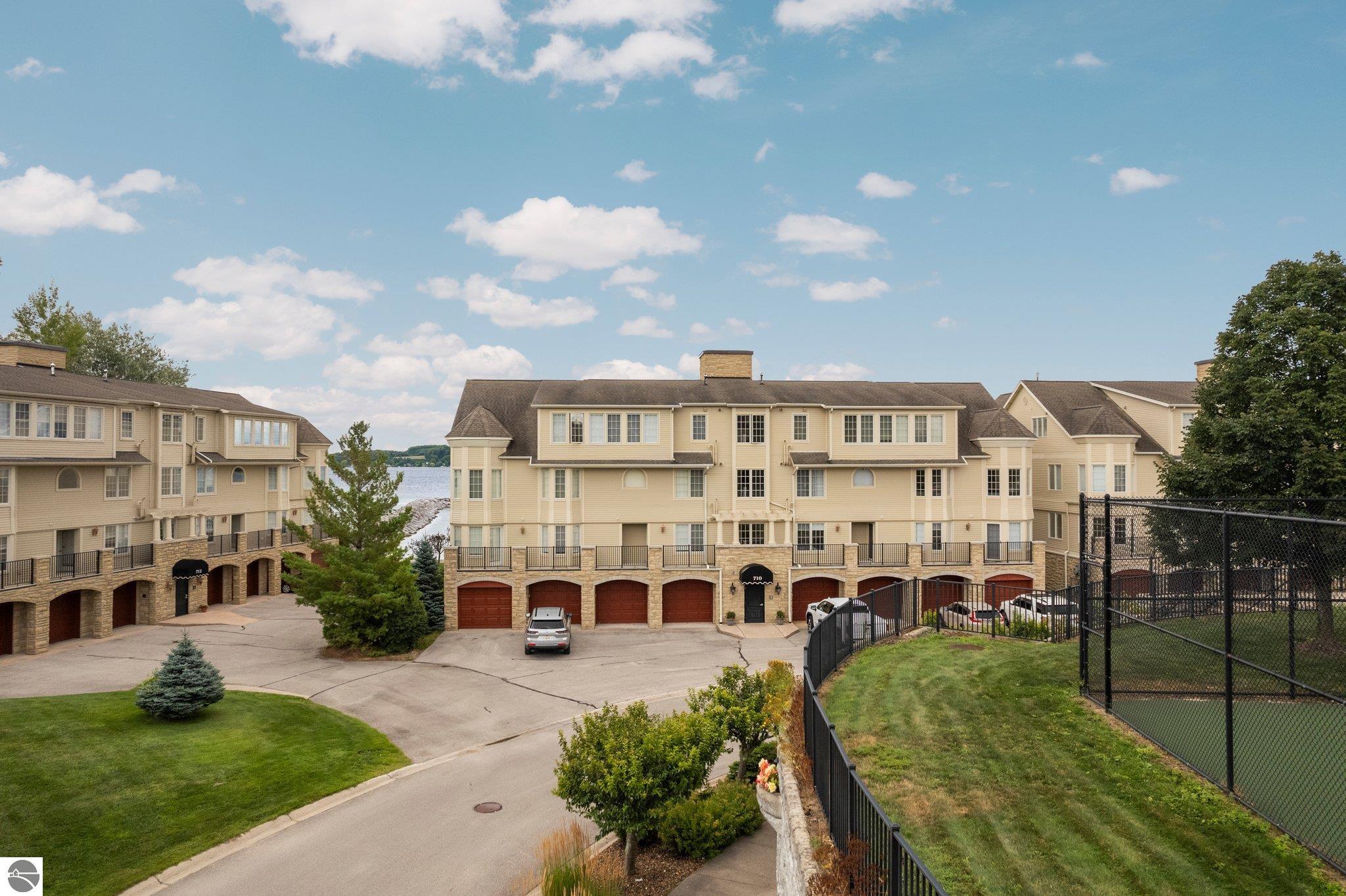 710 N Dockside Circle # 3 Unit: F-3