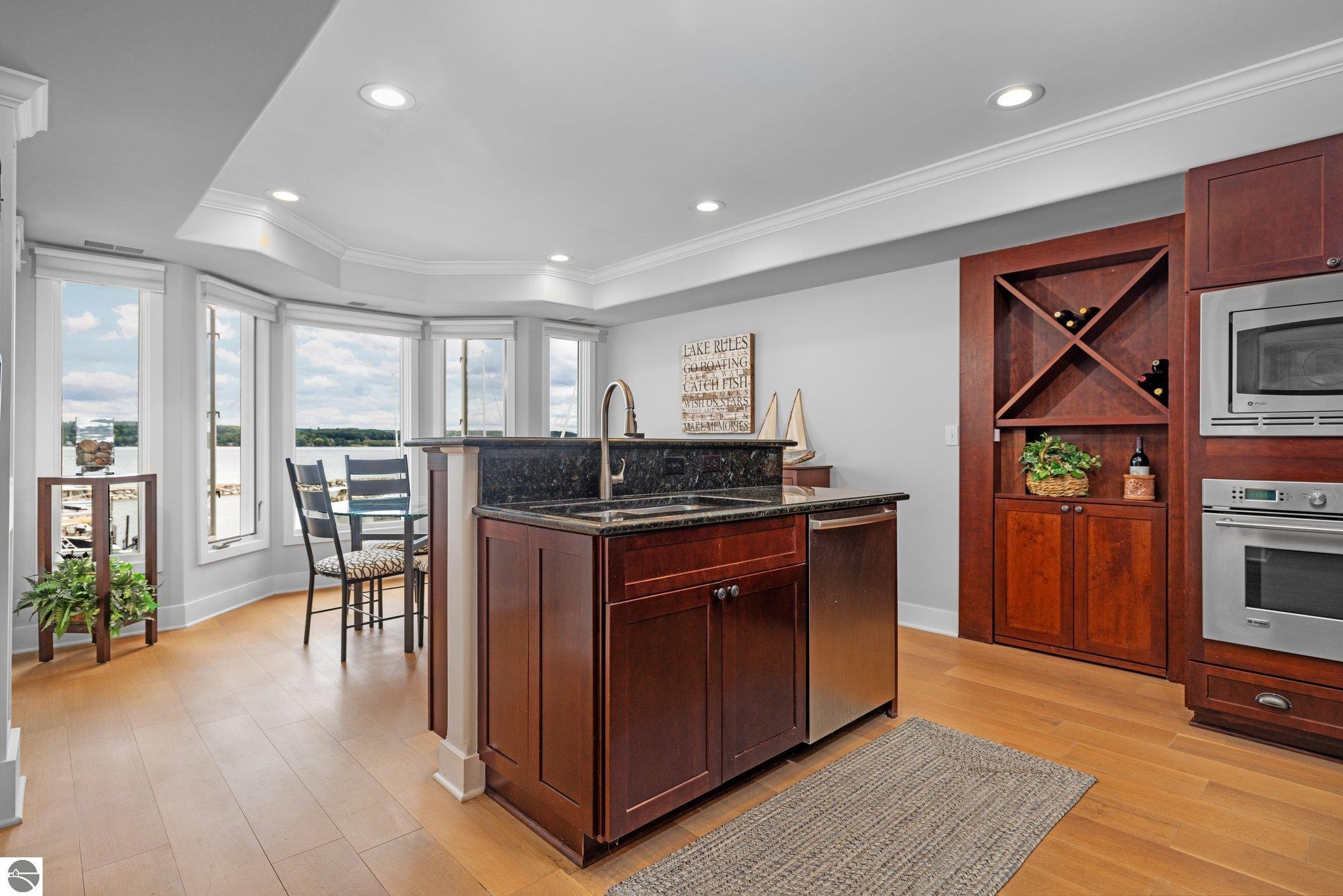 710 N Dockside Circle # 3 Unit: F-3
