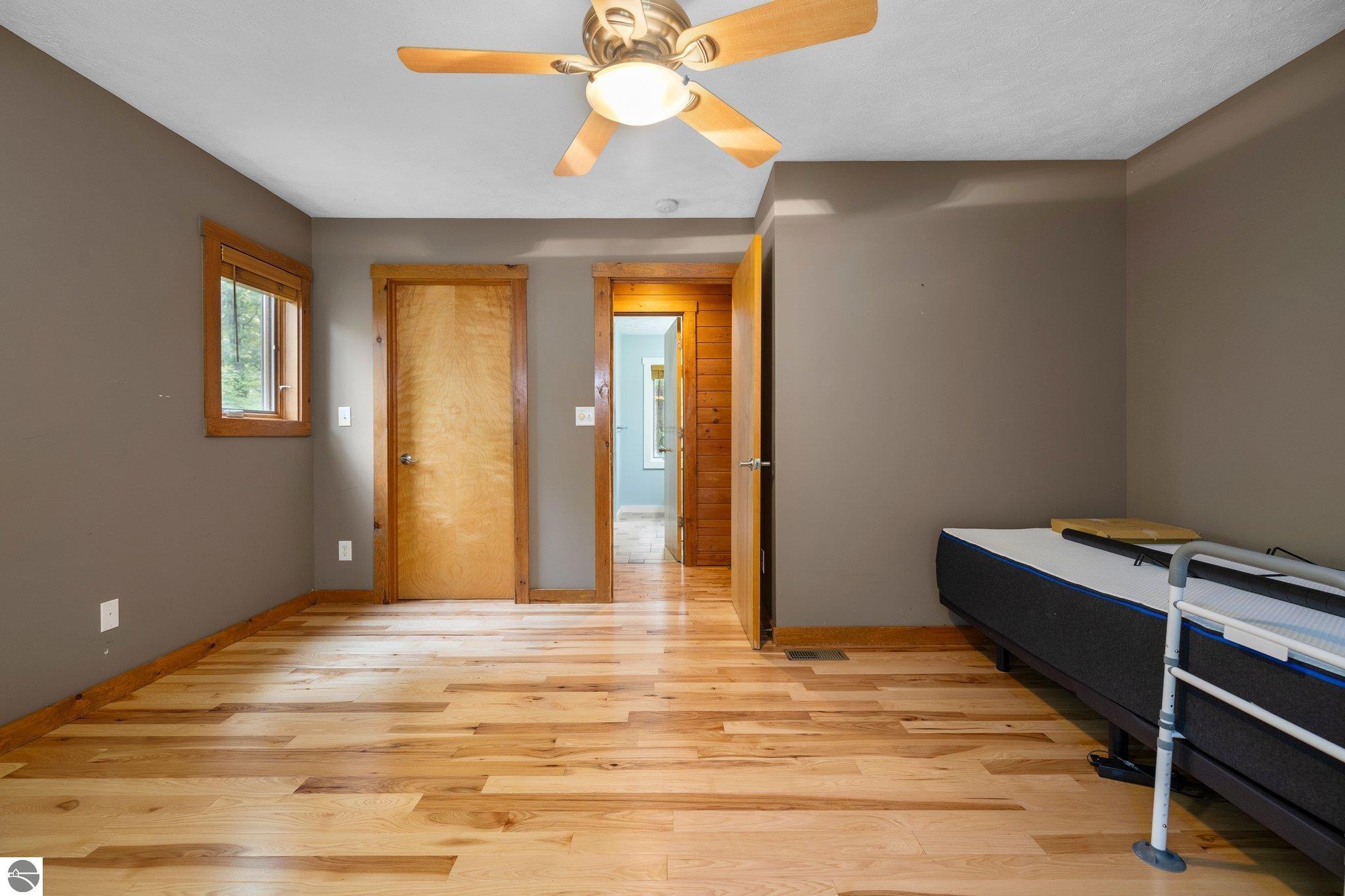 11300 Lake Shore Drive