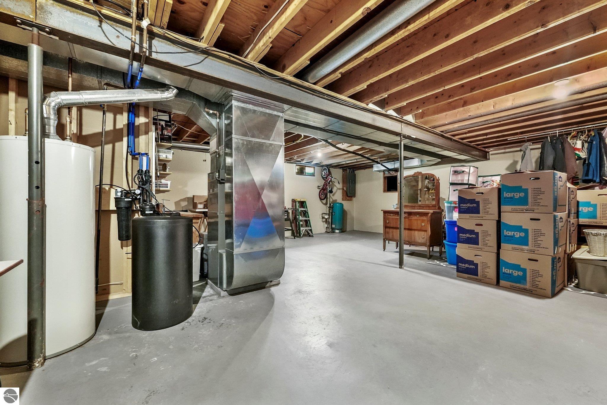 8860 Horizon Drive
