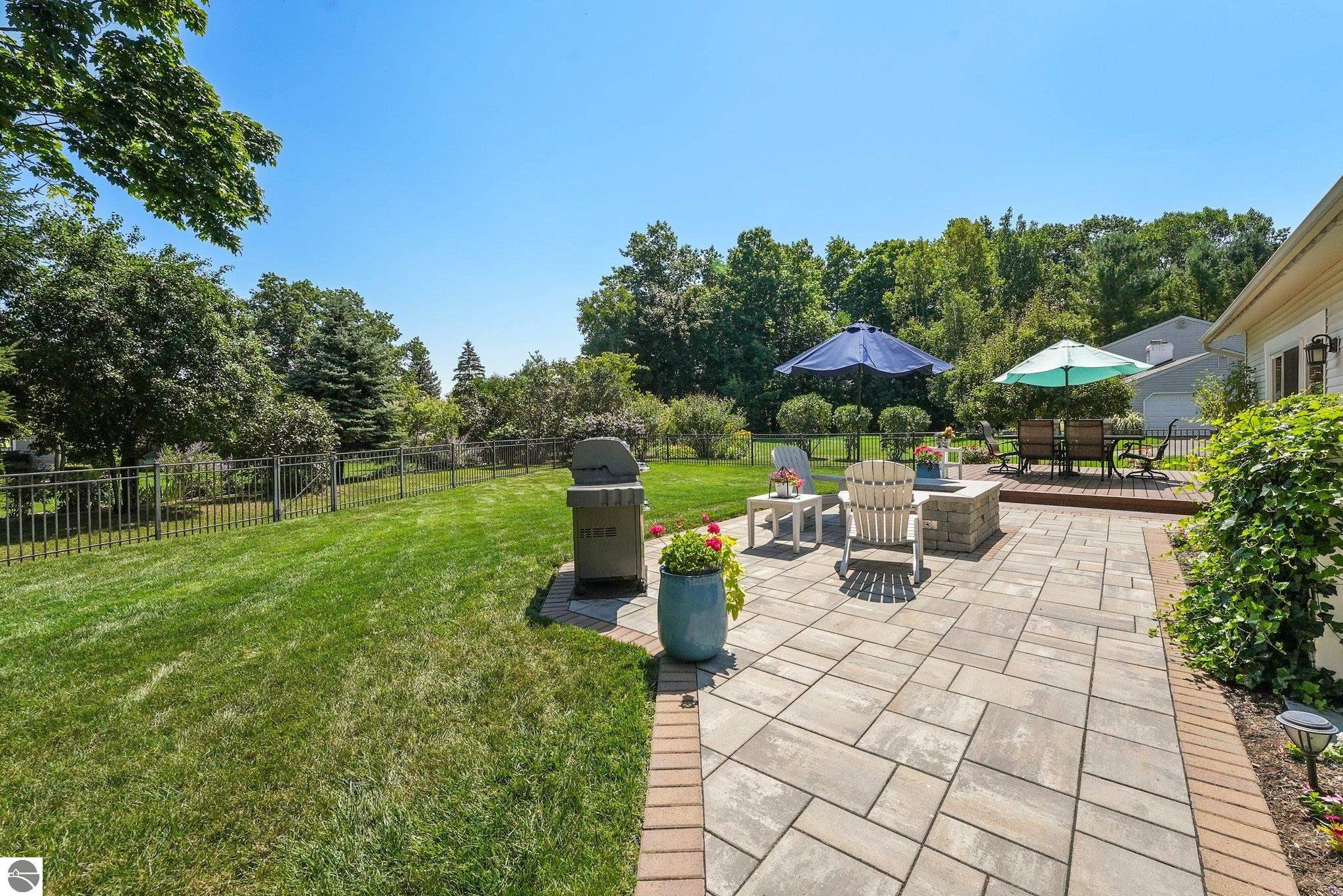 8860 Horizon Drive