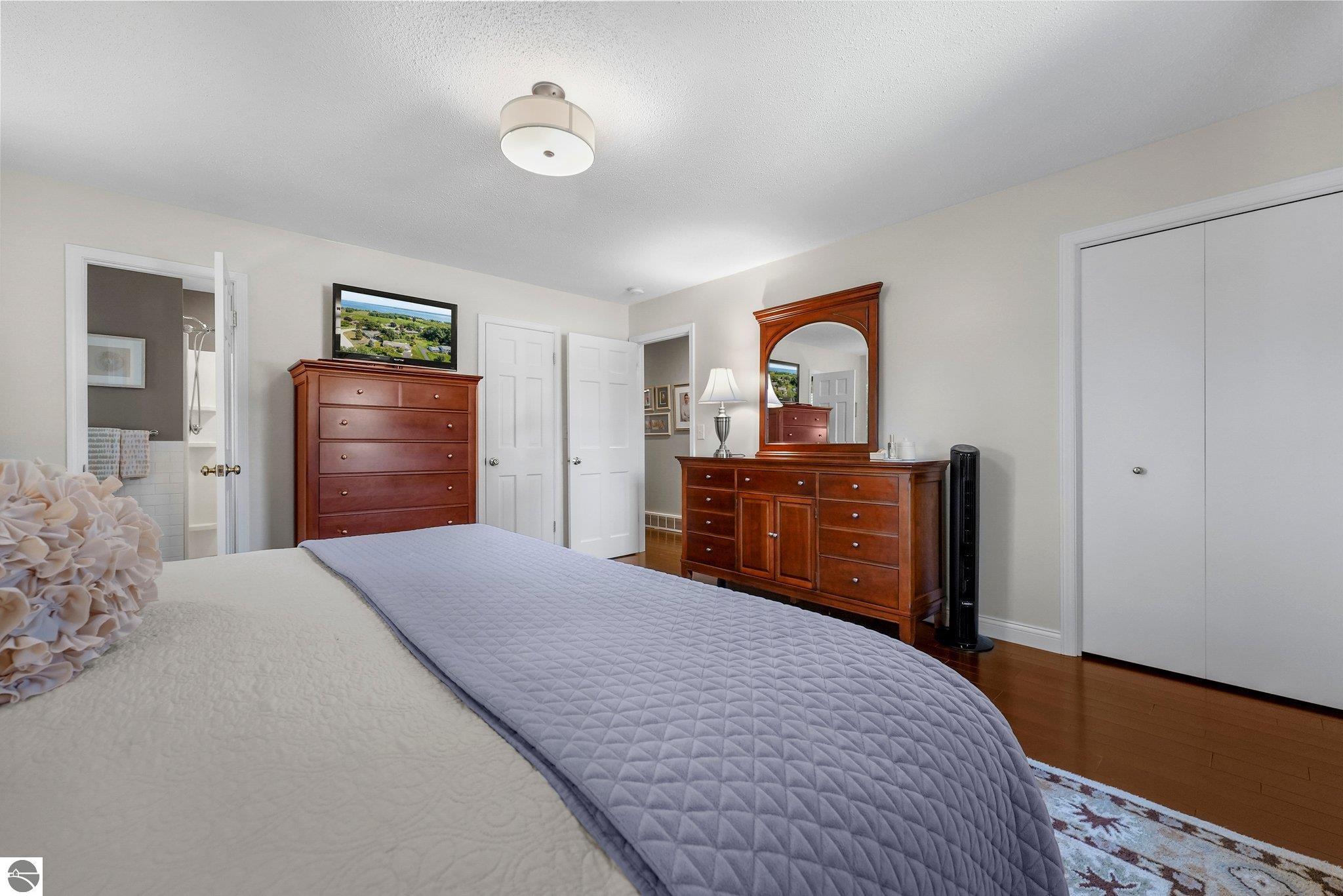 8860 Horizon Drive