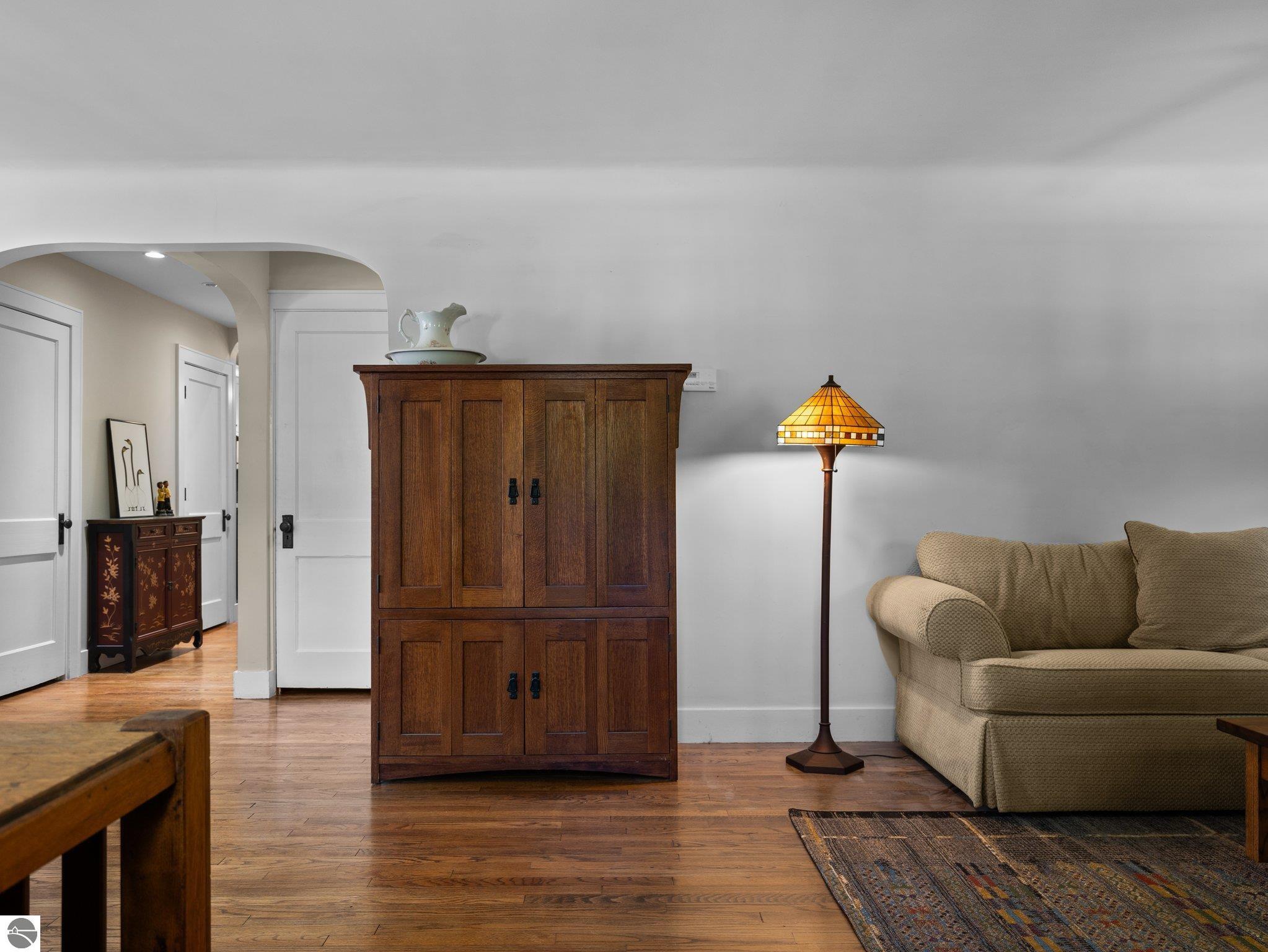 119 N Madison