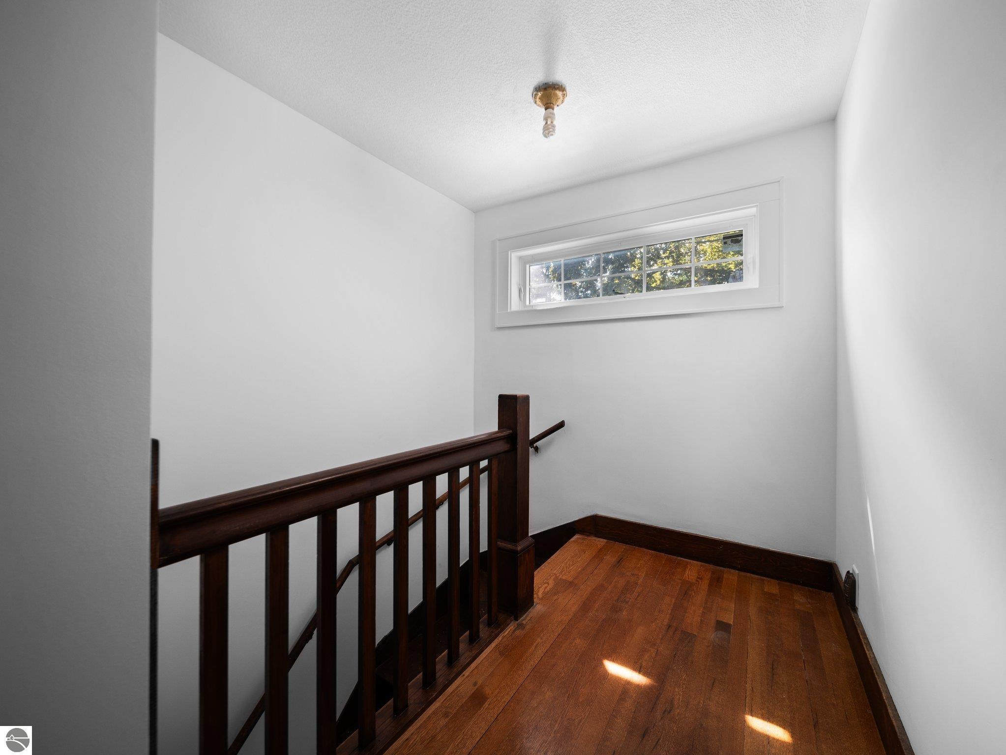 119 N Madison