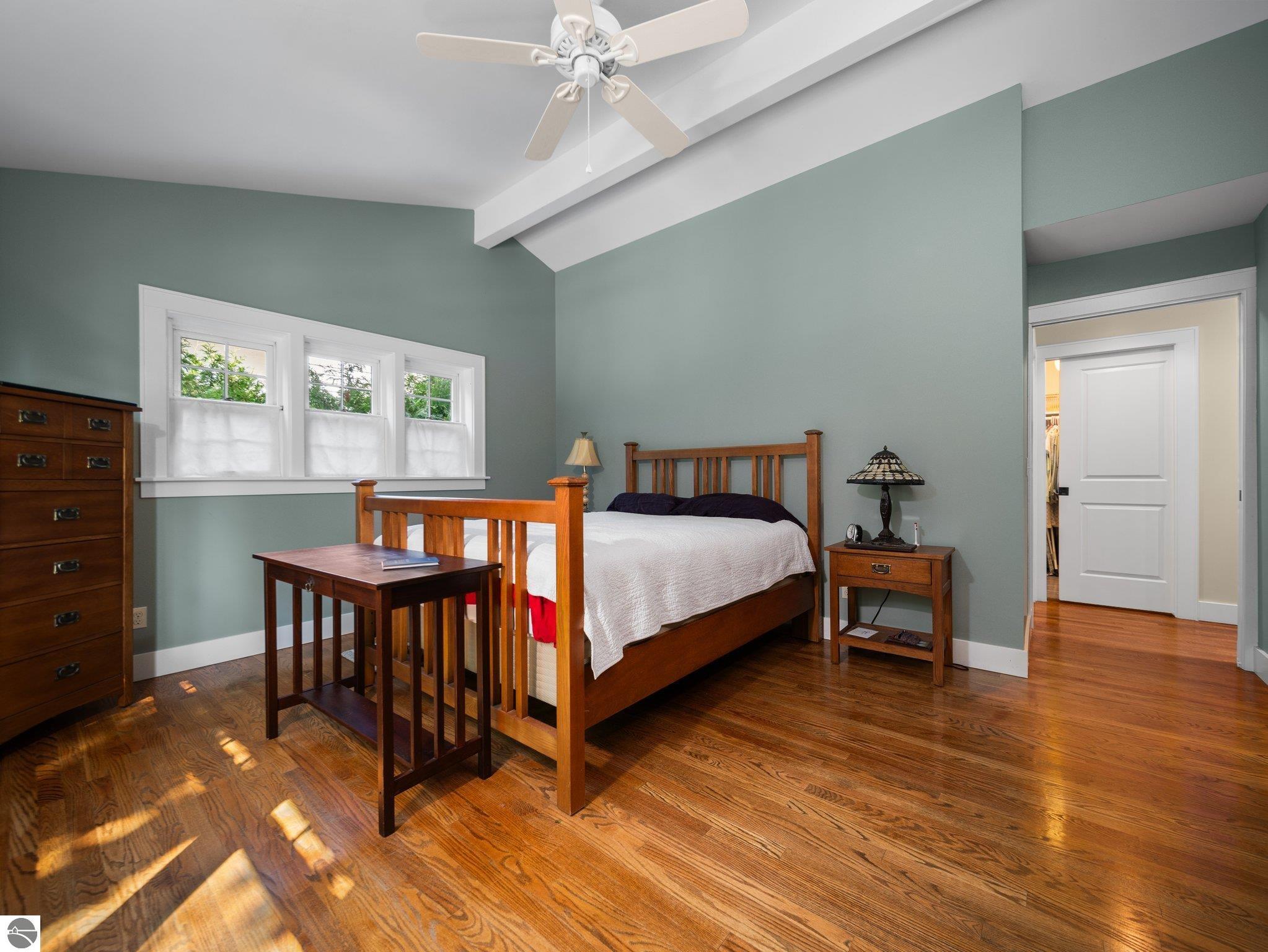 119 N Madison