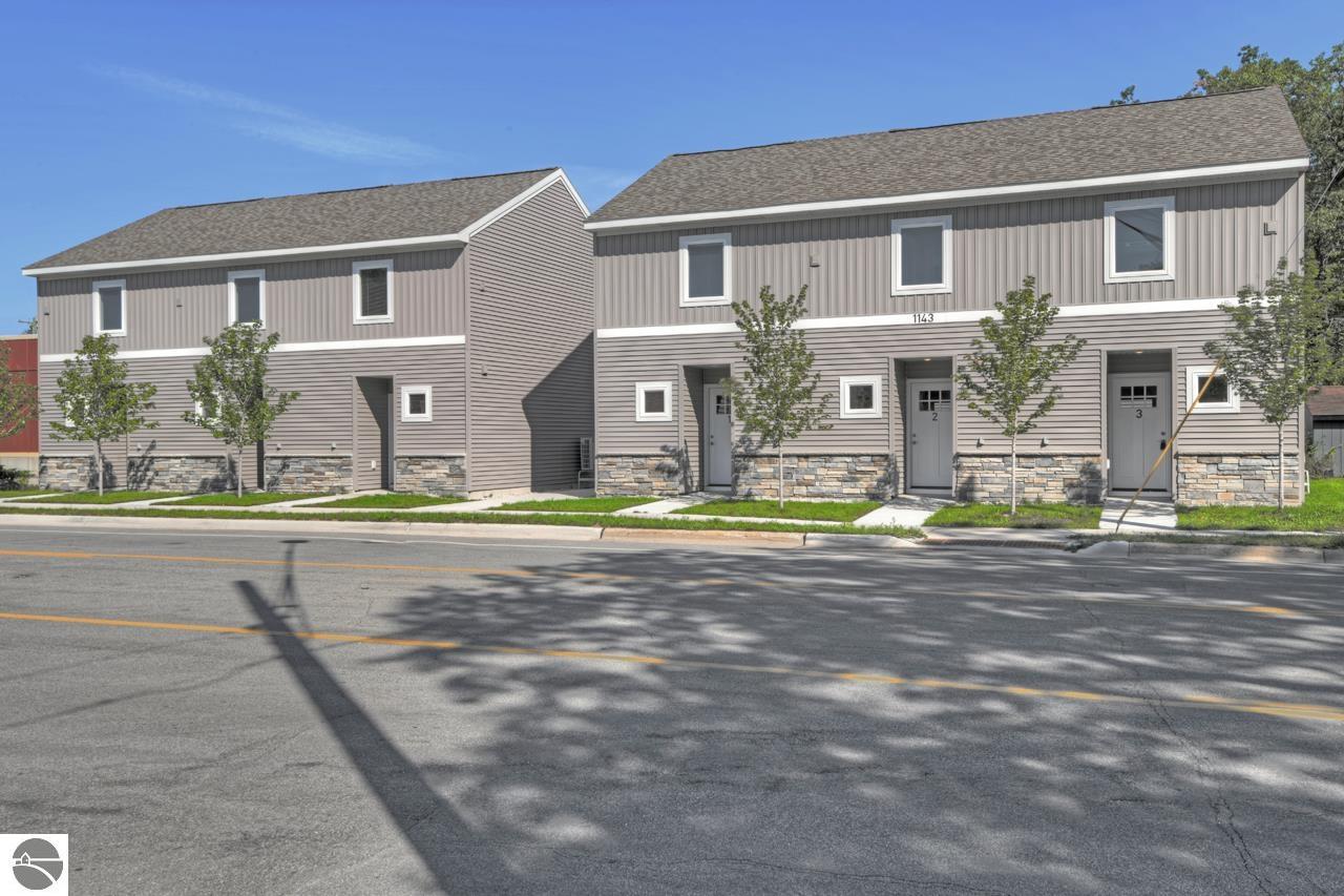 1145 E Eighth Street # 10