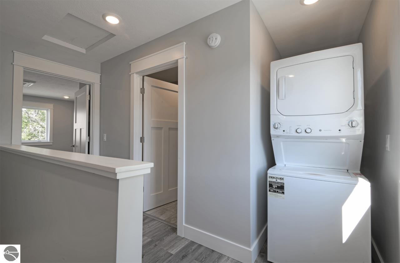 1145 E Eighth Street # 10