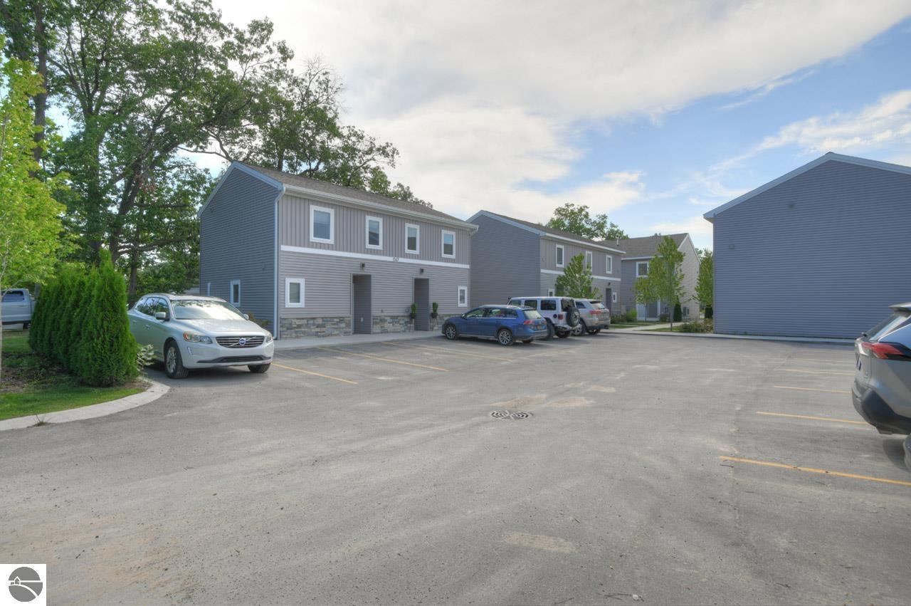 1145 E Eighth Street # 10