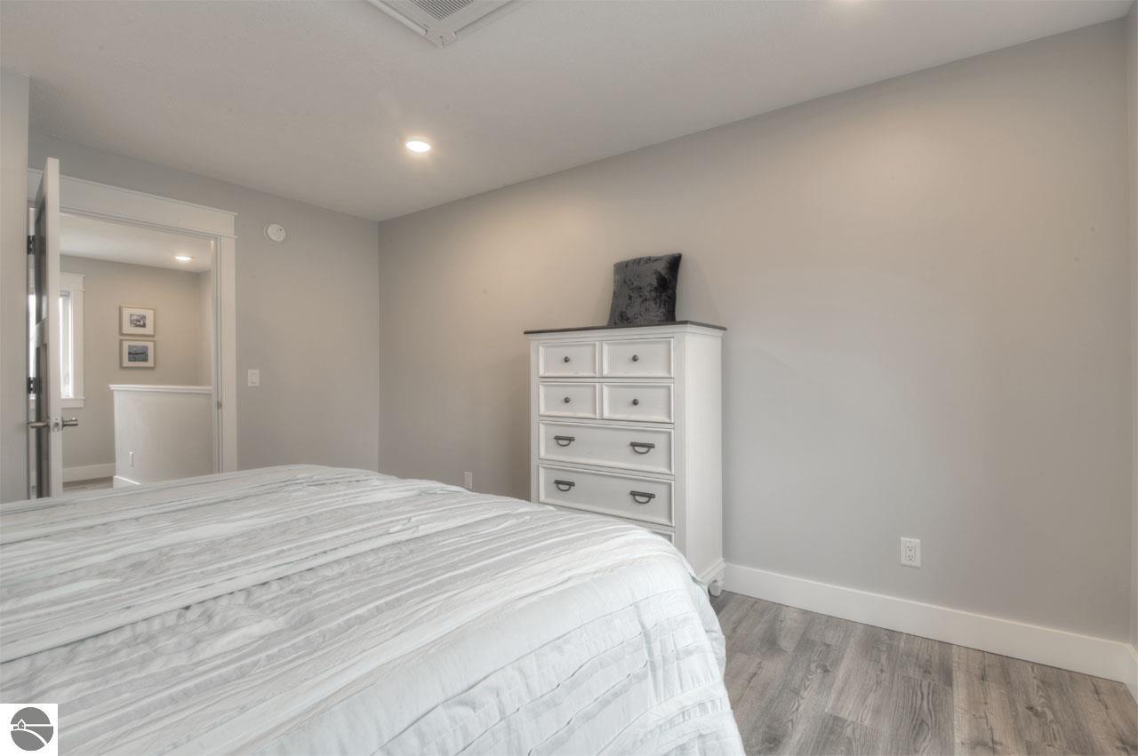 1145 E Eighth Street # 10
