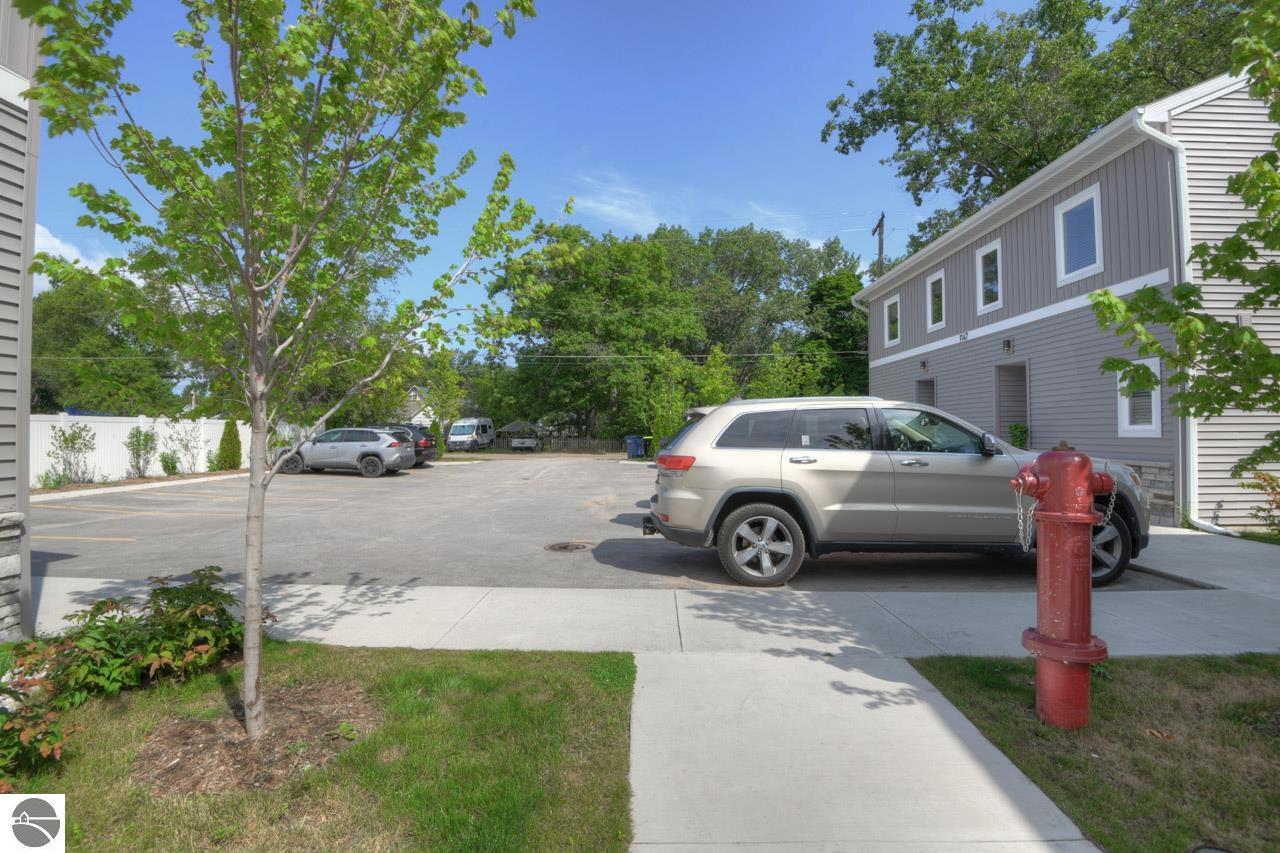 1145 E Eighth Street # 10