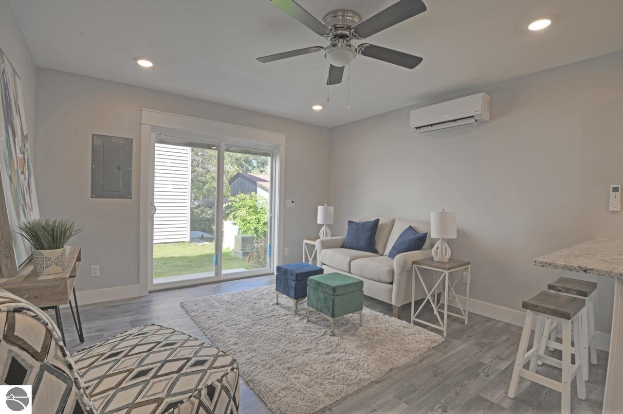 1145 E Eighth Street # 10