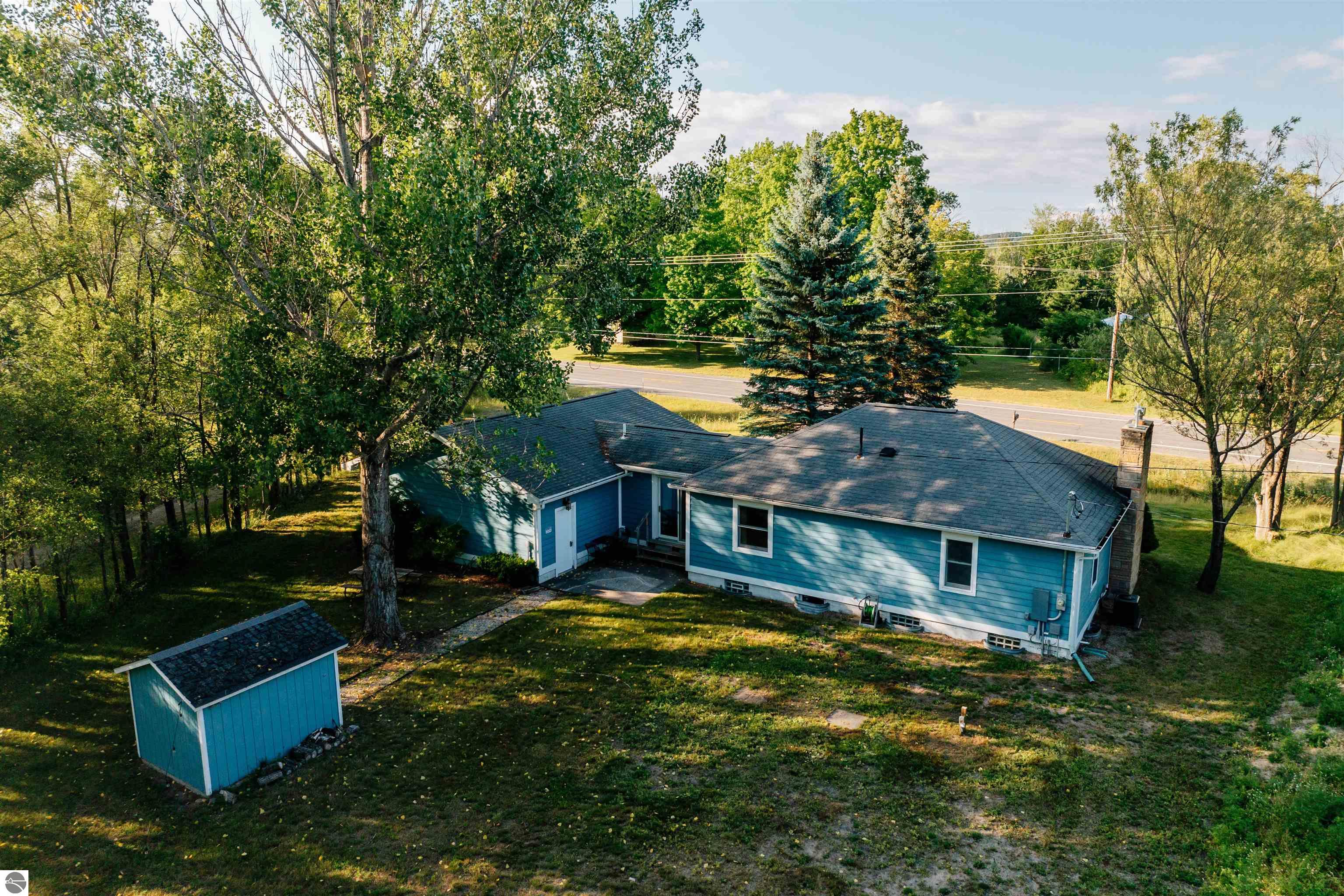 5744 E Duck Lake Road