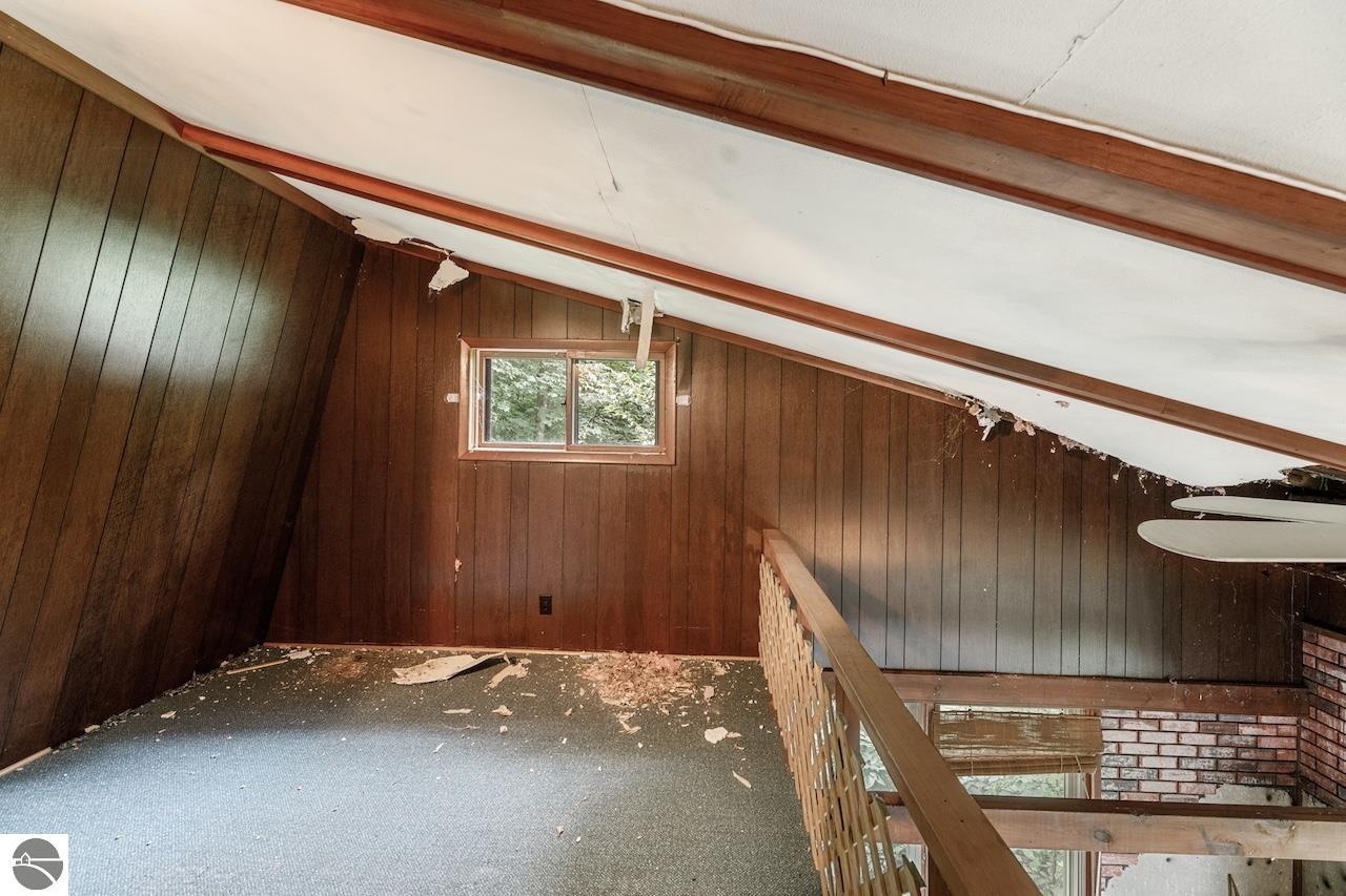 1639 W Burdickville Road