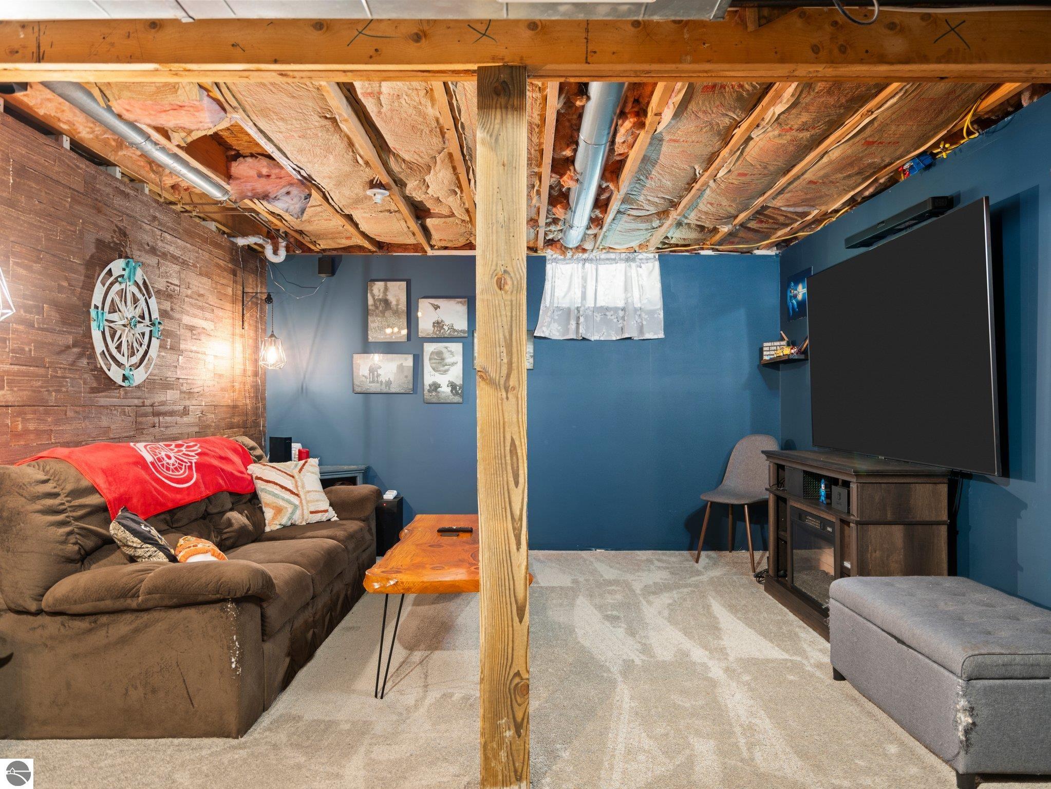 10304 Wildwood Road